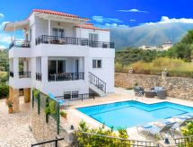 Panoramavakantiehuis voor 10 personen met tuin en bergzicht in Georgioupoli - thumbnail 1