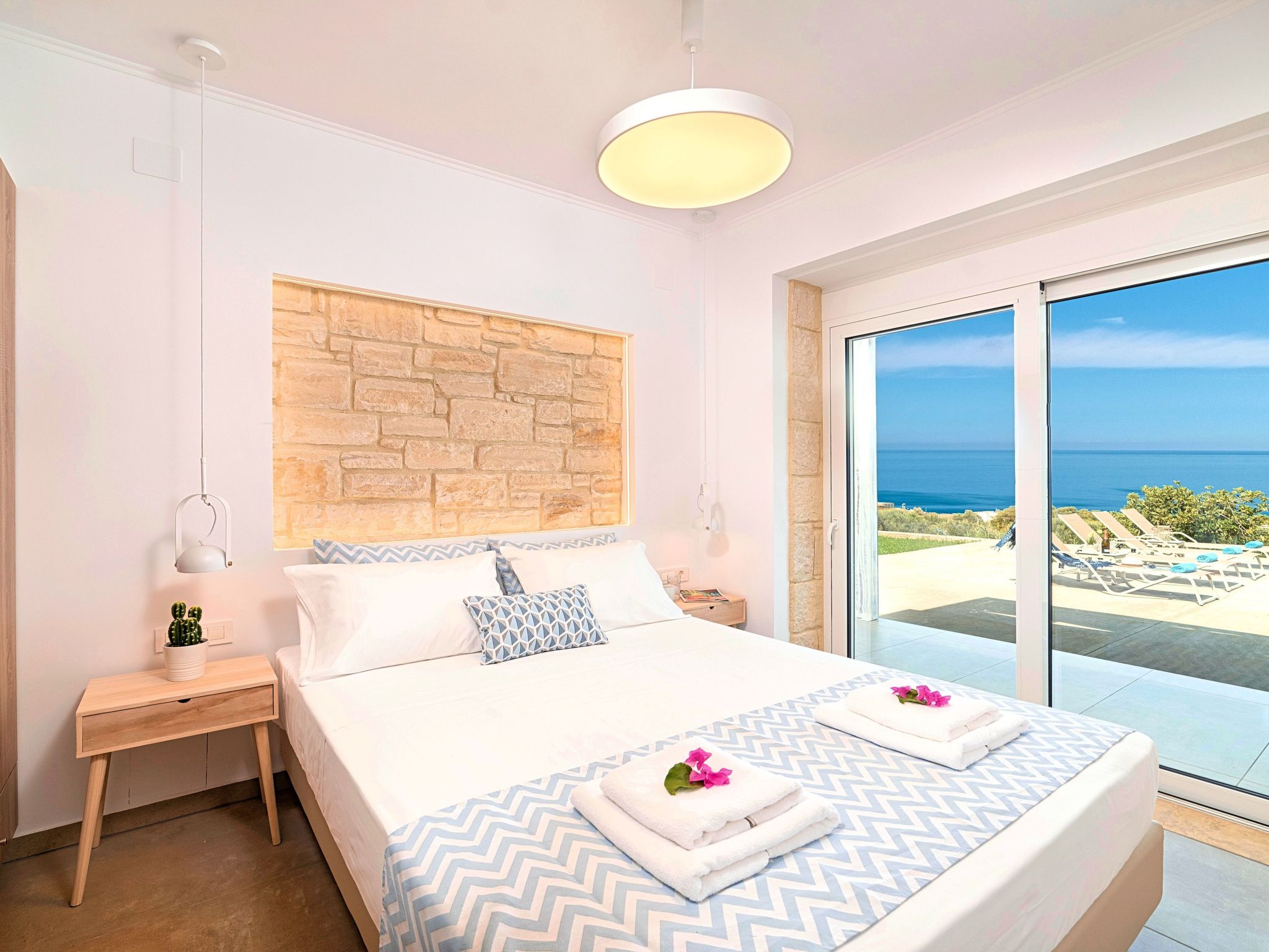 In Georgioupoli mit Terrasse, Grill und Garten und Meerblick-Image-tags.info