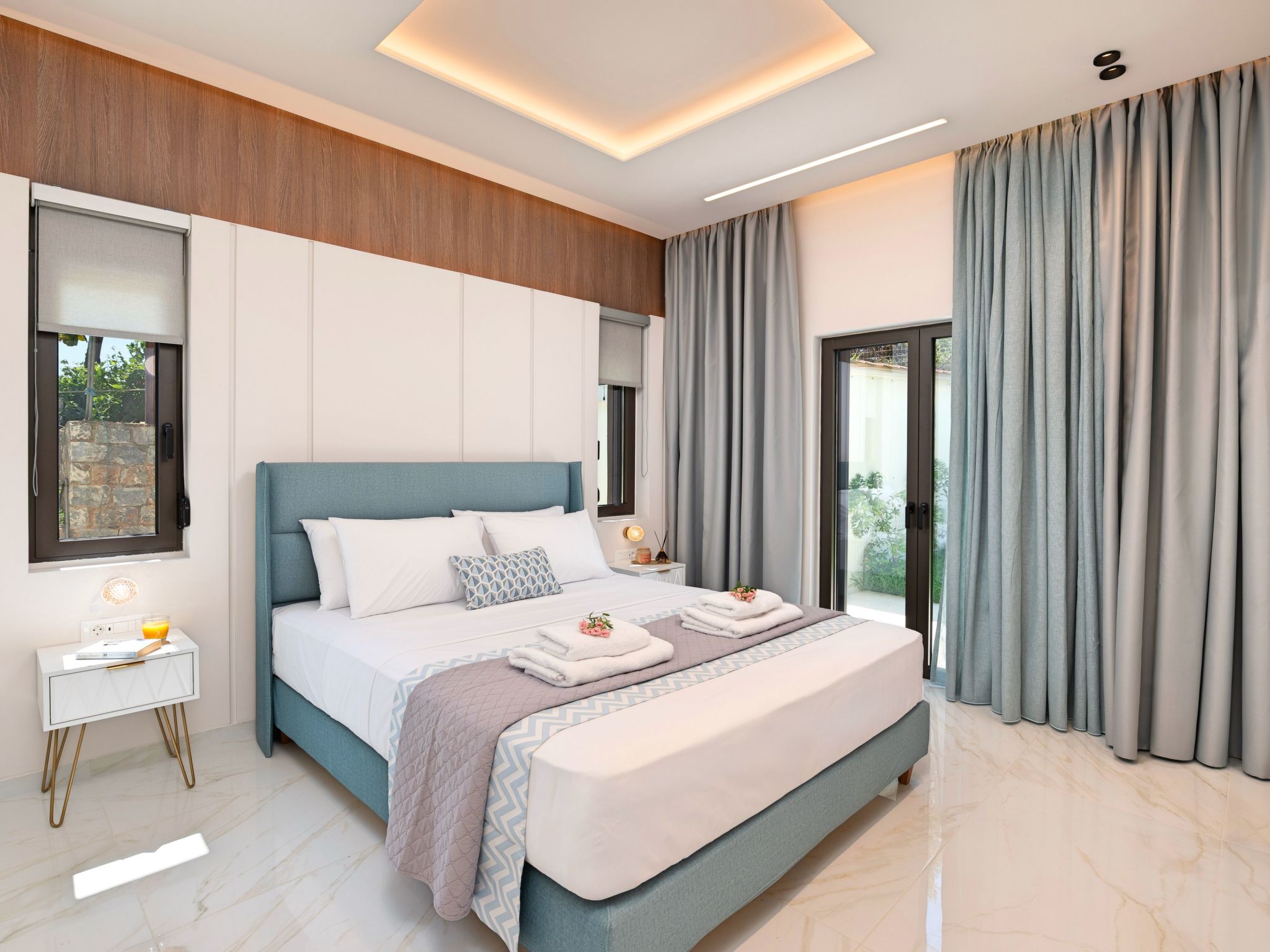 Celestial Luxury Villa Privater Pool Jaccuzi-Binnen