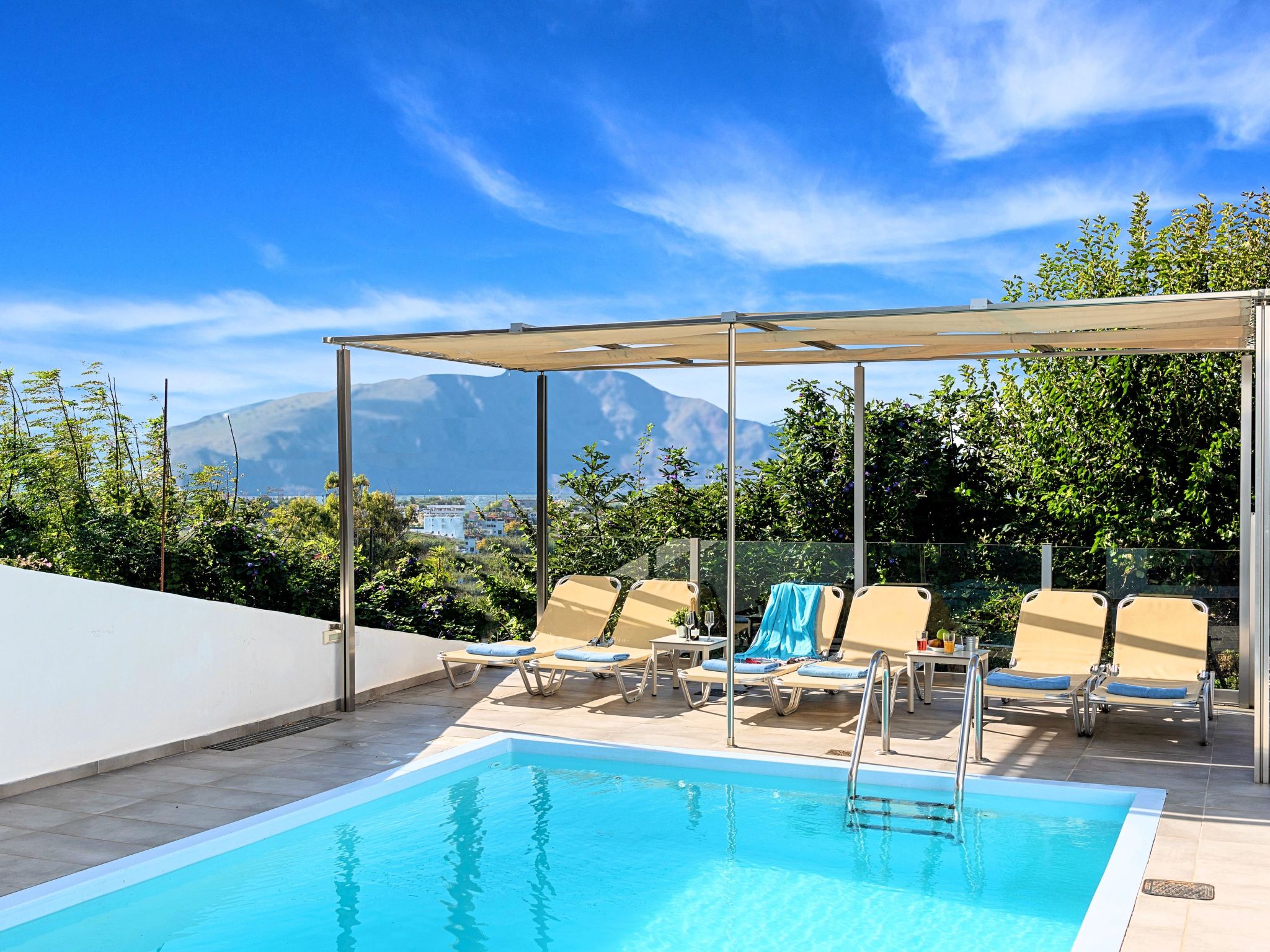 "Cretan Sunset" mit eigenem Pool-Image-tags.info