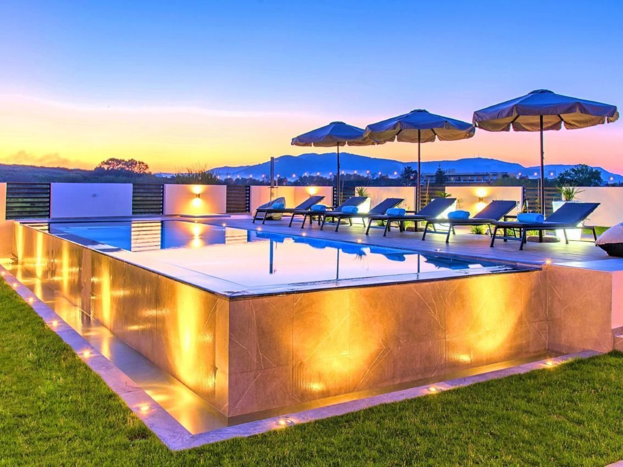 In Georgioupoli mit Garten, Whirlpool und Terrasse-Image-tags.info