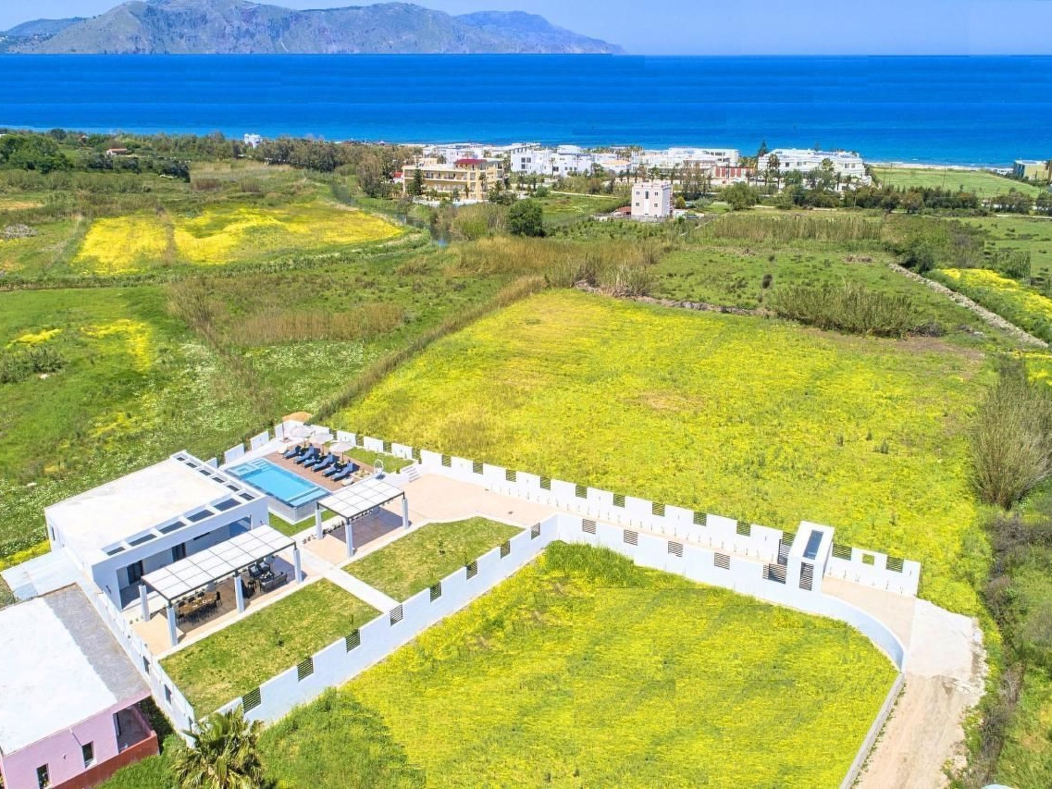 In Georgioupoli mit Garten, Whirlpool und Terrasse-Image-tags.info