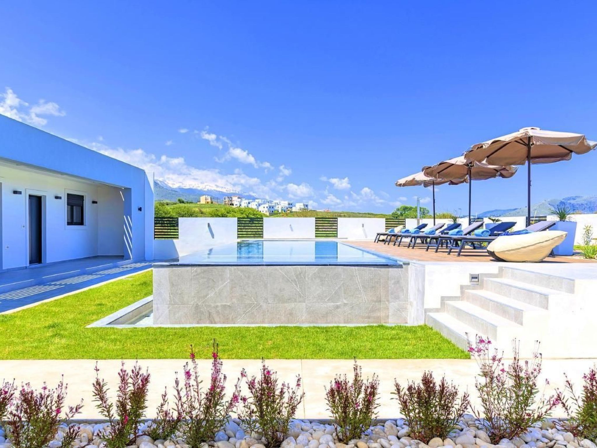 In Georgioupoli mit Garten, Whirlpool und Terrasse-Image-tags.info