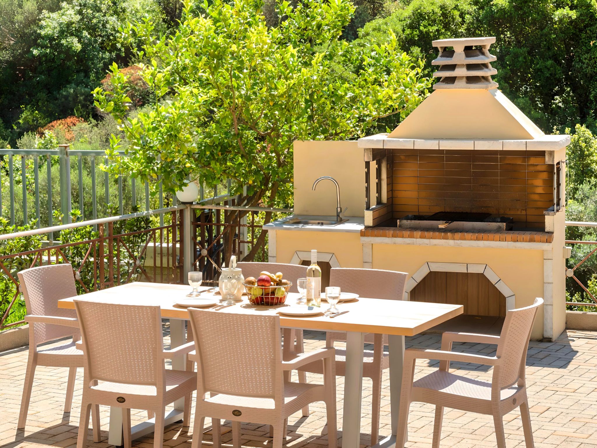 Wunderschönes Ferienhaus in Georgioupoli mit Grill, Terrasse und Garten-Image-tags.info