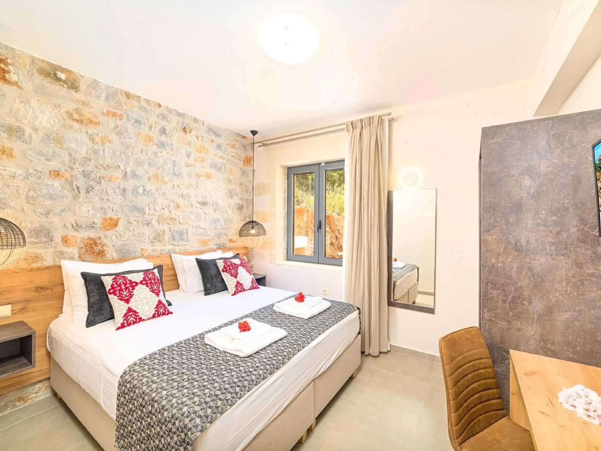 Villa Vardis mit beheiztem Pool-Image-tags.info