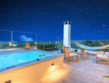 Akalli Villa Privater Pool, Whirlpool
