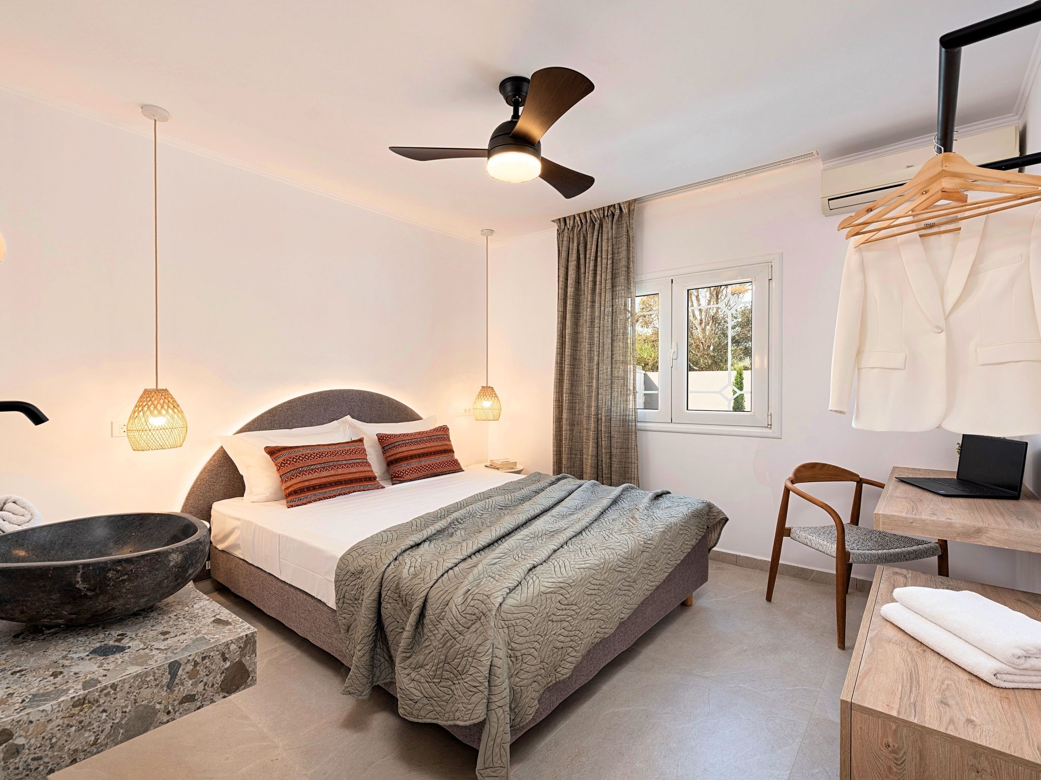 Mit Privatpool für 24 Personen in Paralia Kourna, Kreta-Image-tags.info