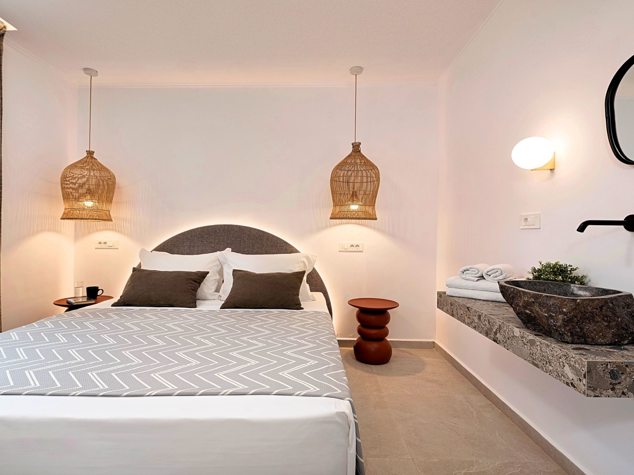 Mit Privatpool für 24 Personen in Paralia Kourna, Kreta-Image-tags.info