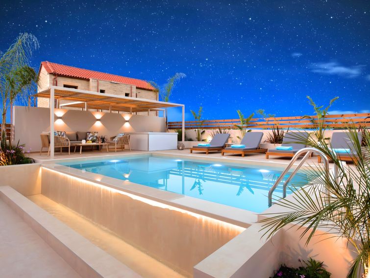 Hidden Gem Pool und Jacuzzi