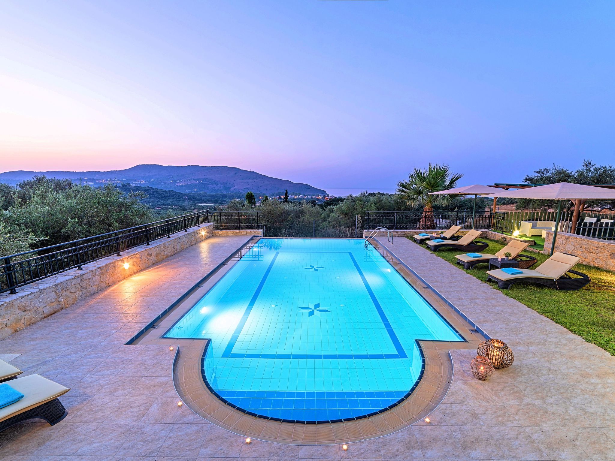 Für 12 Personen in Georgioupolis, Kreta (West-Kreta)