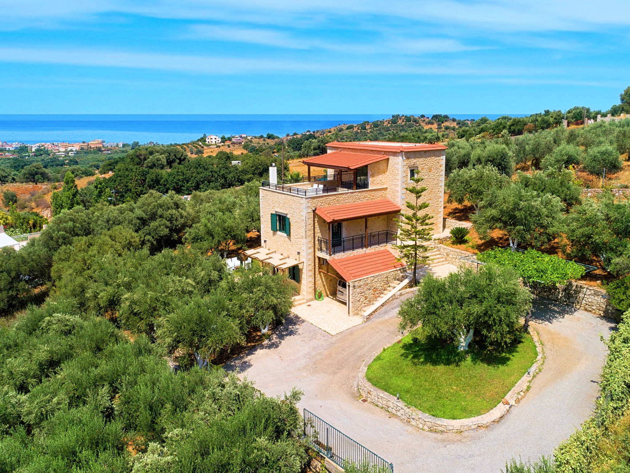 Für 12 Personen in Georgioupolis, Kreta (West-Kreta)-Image-tags.info