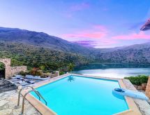 Ferienvilla "Du Lac Alpha" mit Pool