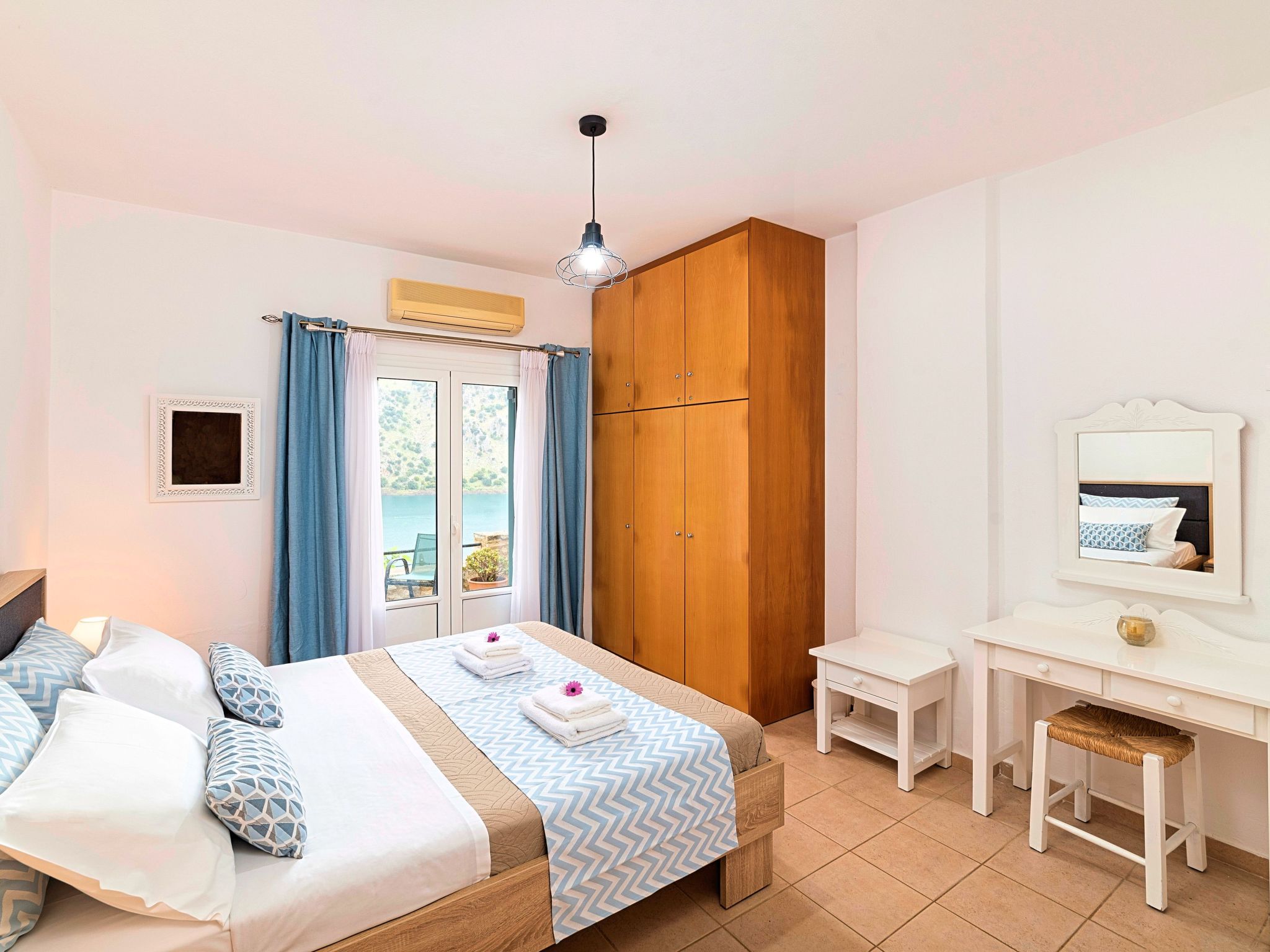 Ferienvilla "Du Lac Alpha" mit Pool-Image-tags.info