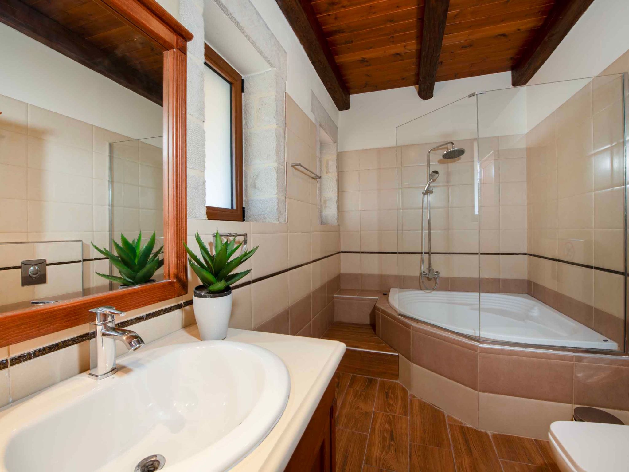 Geroulios Kastro Villa I-"Frei "Beheizter Pool,Meerblick-Binnen