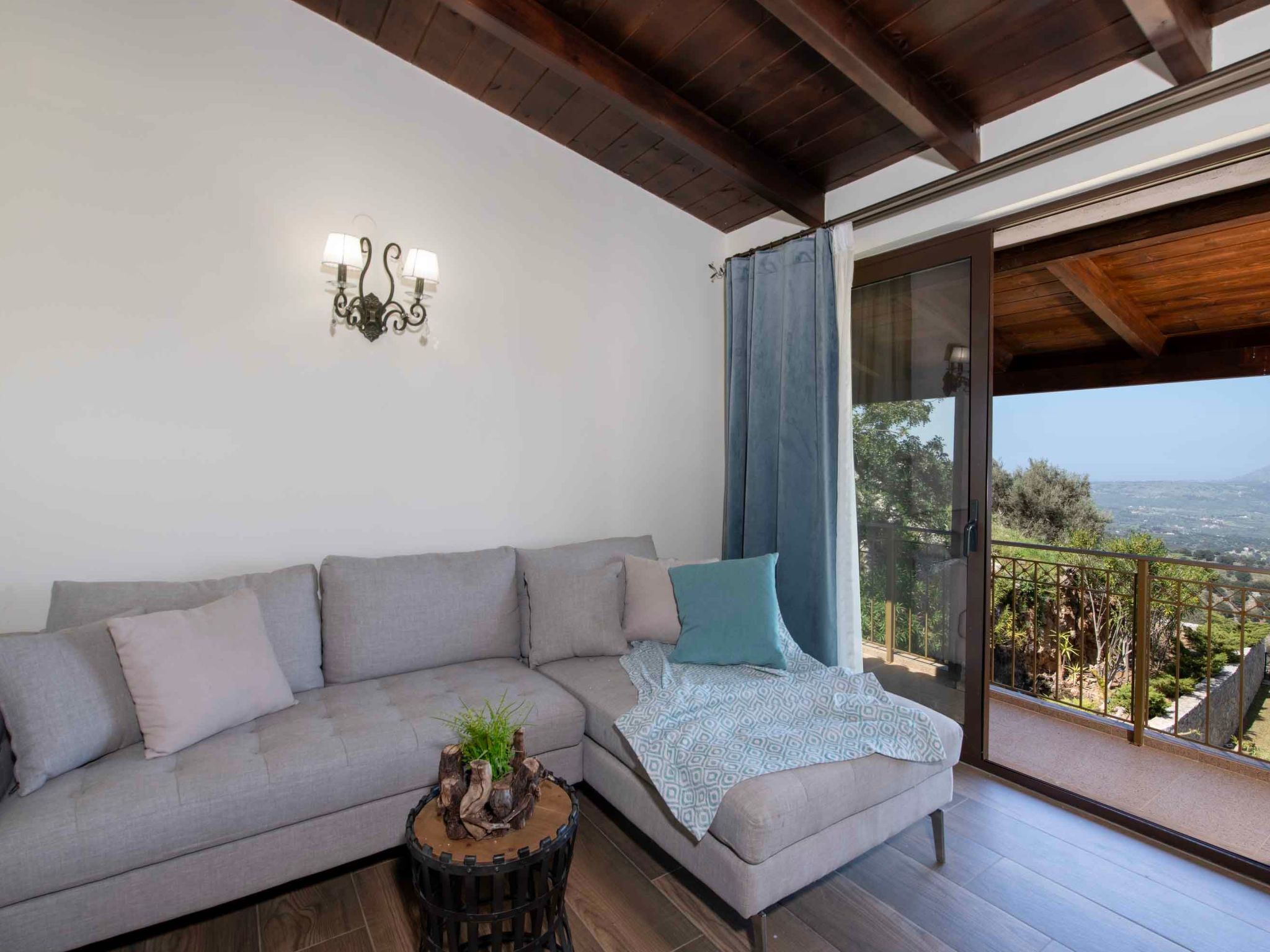 Geroulios Kastro Villa I-"Frei "Beheizter Pool,Meerblick-Binnen