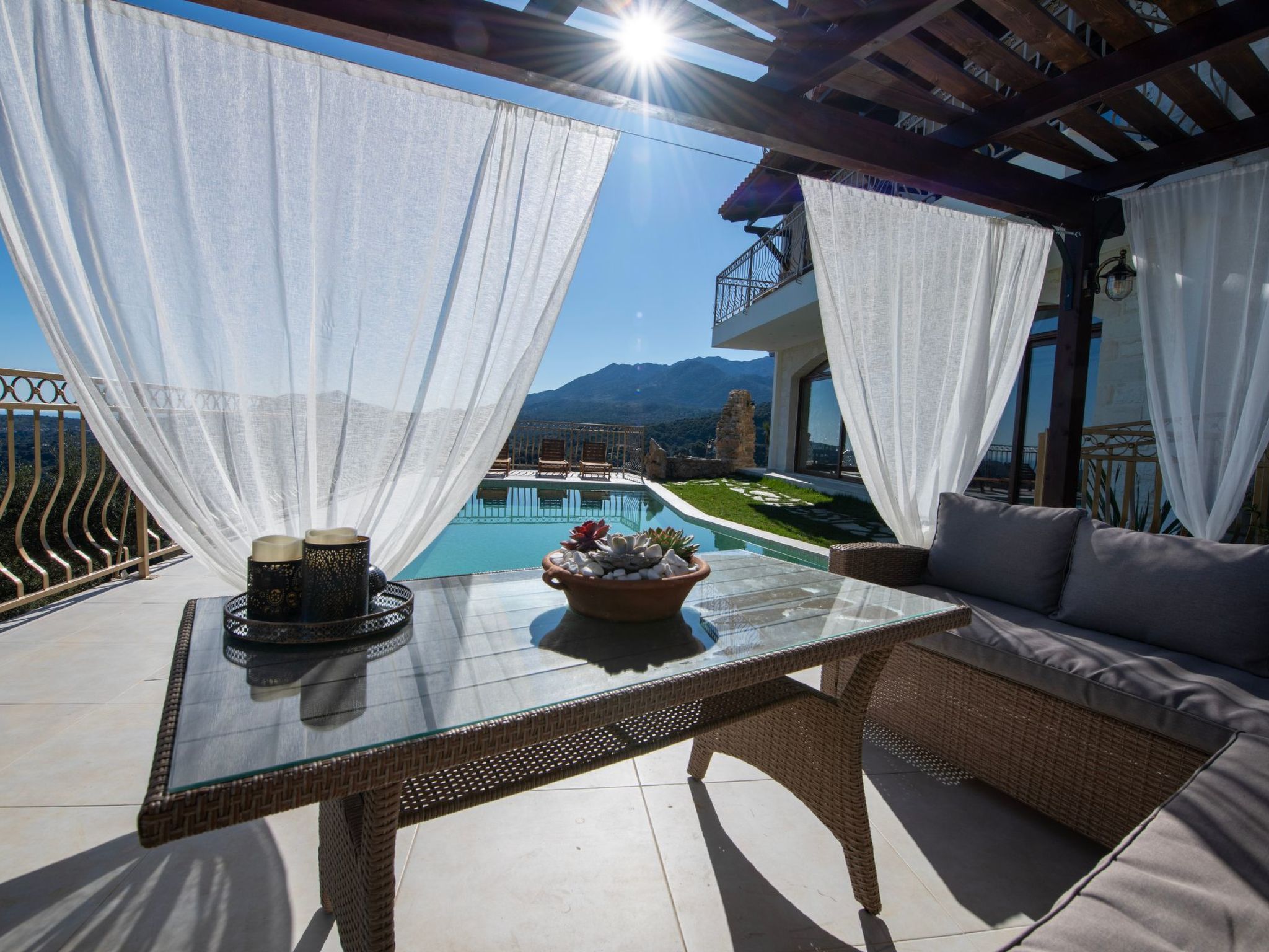 Geroulios Kastro Villa II"Free"Beheizter Pool, Whirlpool-Binnen