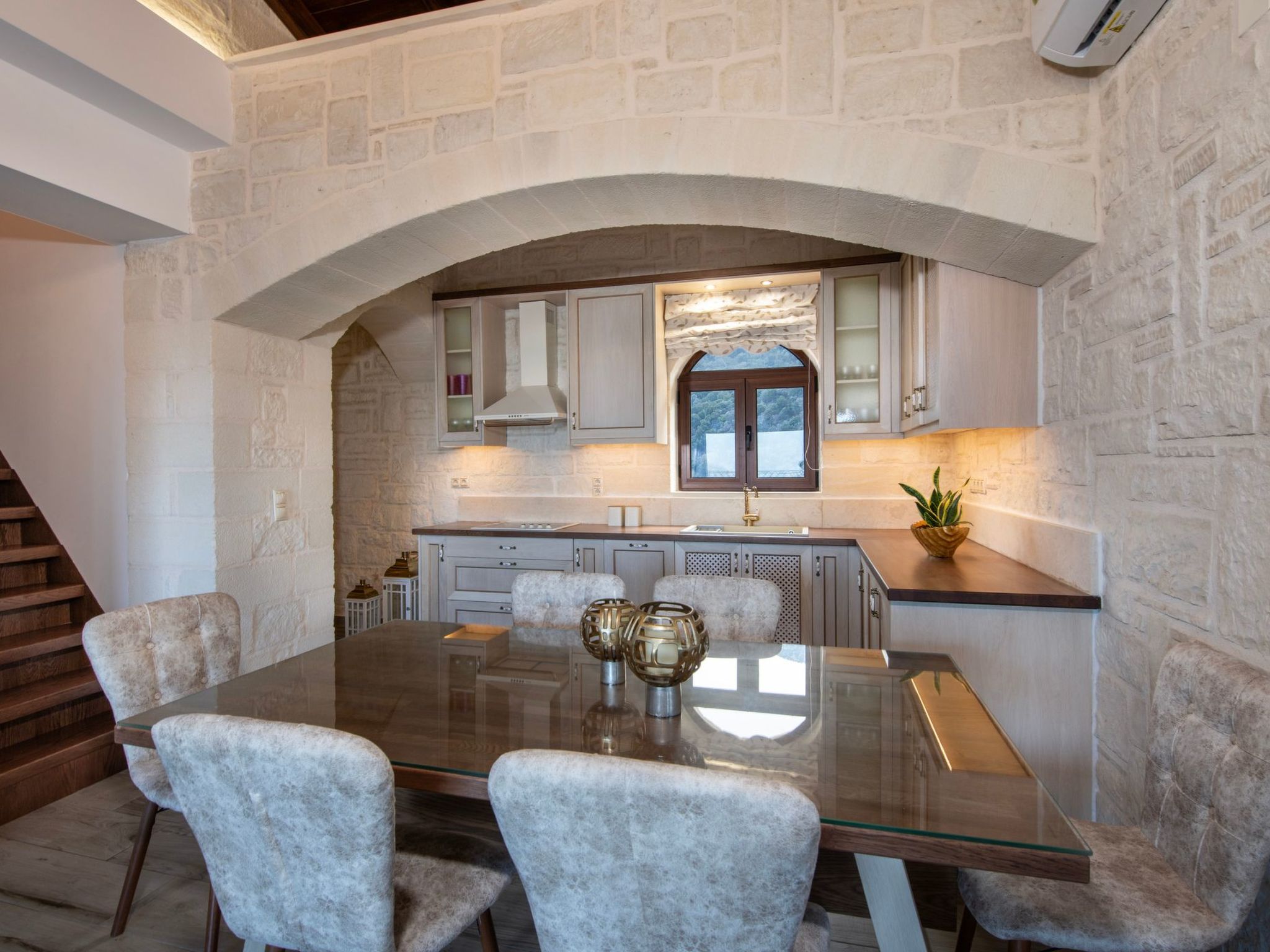 Geroulios Kastro Villa II"Free"Beheizter Pool, Whirlpool-Binnen