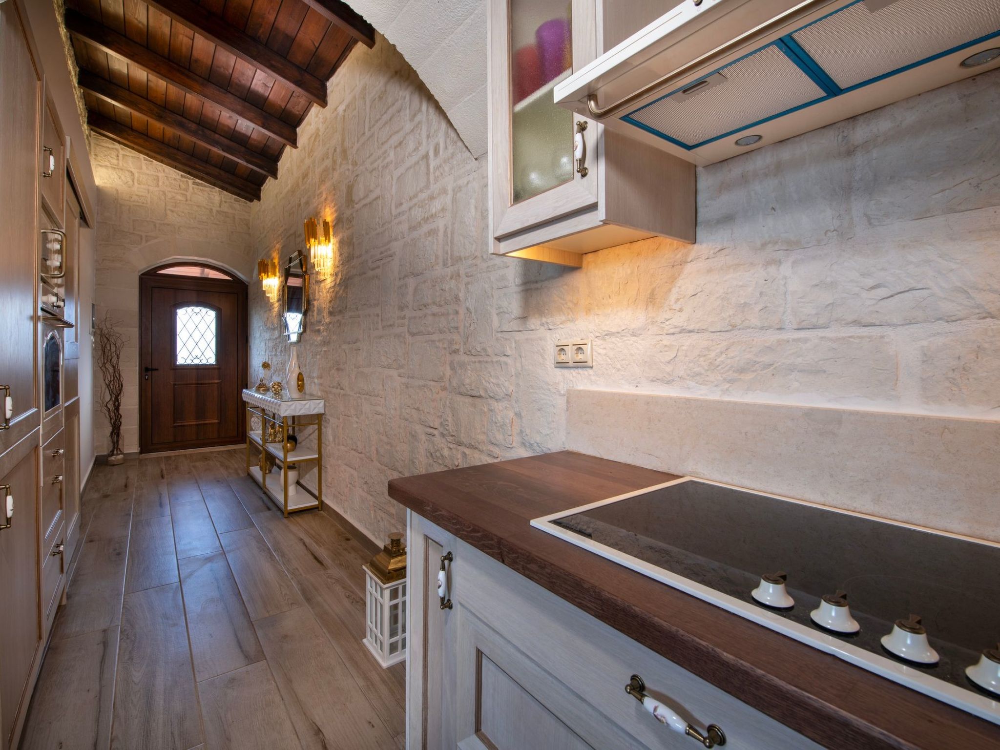 Geroulios Kastro Villa II"Free"Beheizter Pool, Whirlpool-Binnen