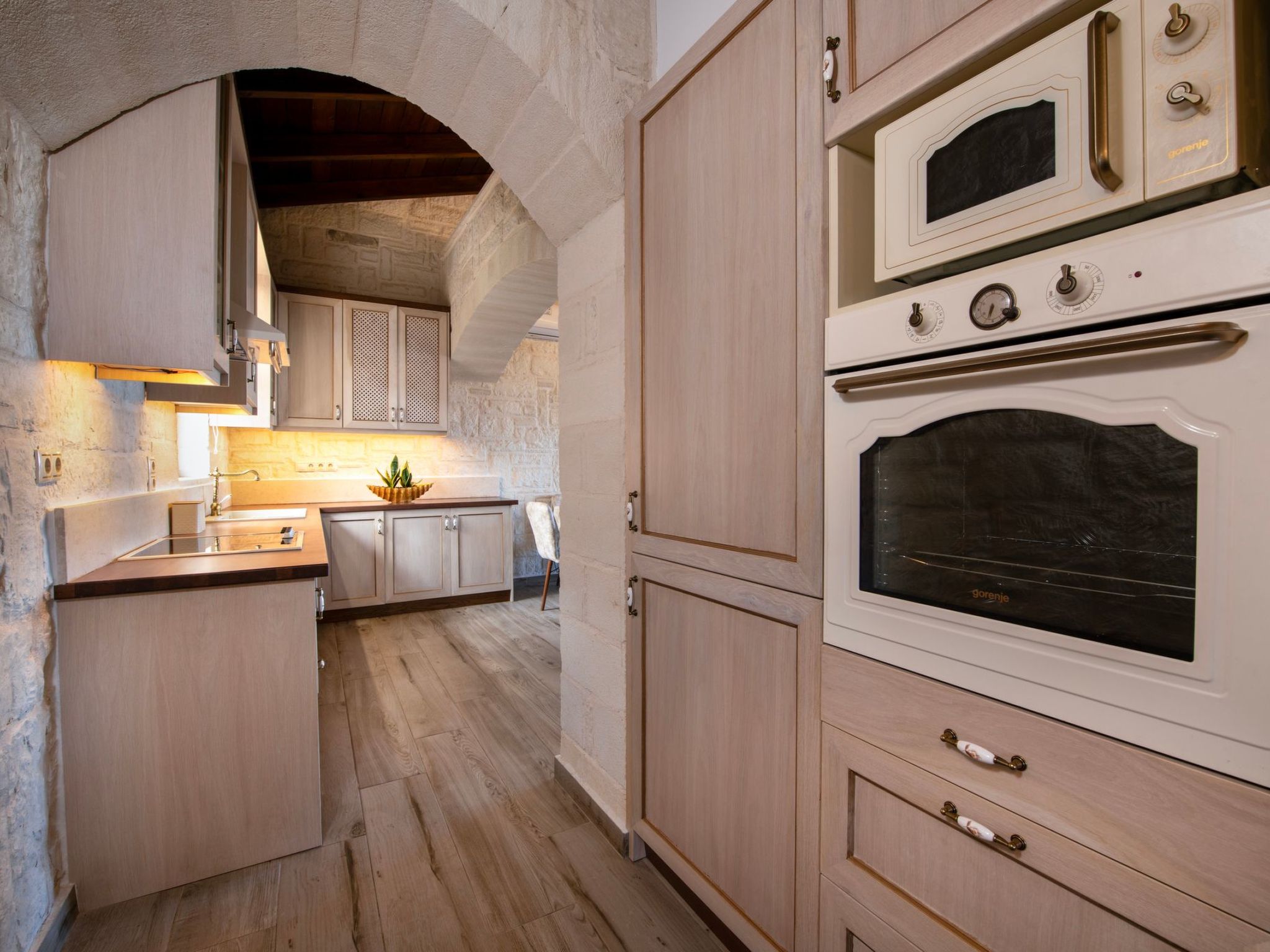 Geroulios Kastro Villa II"Free"Beheizter Pool, Whirlpool-Binnen