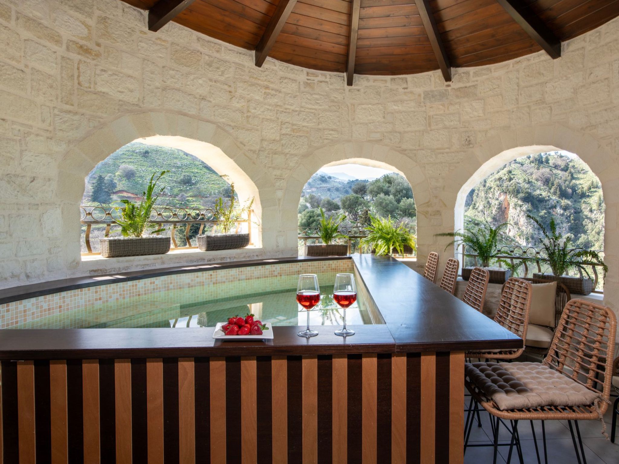 Geroulios Kastro Villa II"Free"Beheizter Pool, Whirlpool-Binnen