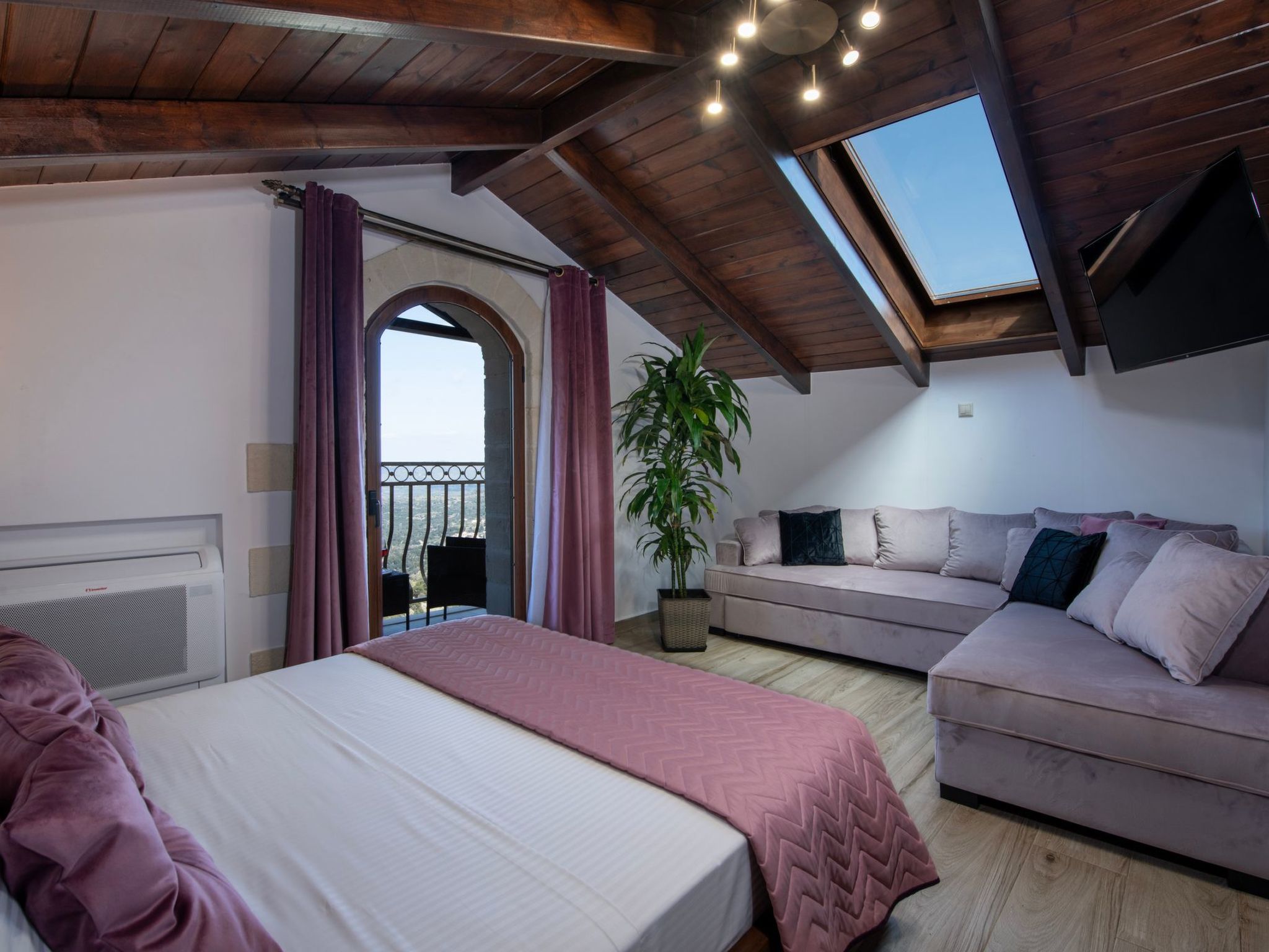 Geroulios Kastro Villa II"Free"Beheizter Pool, Whirlpool-Binnen