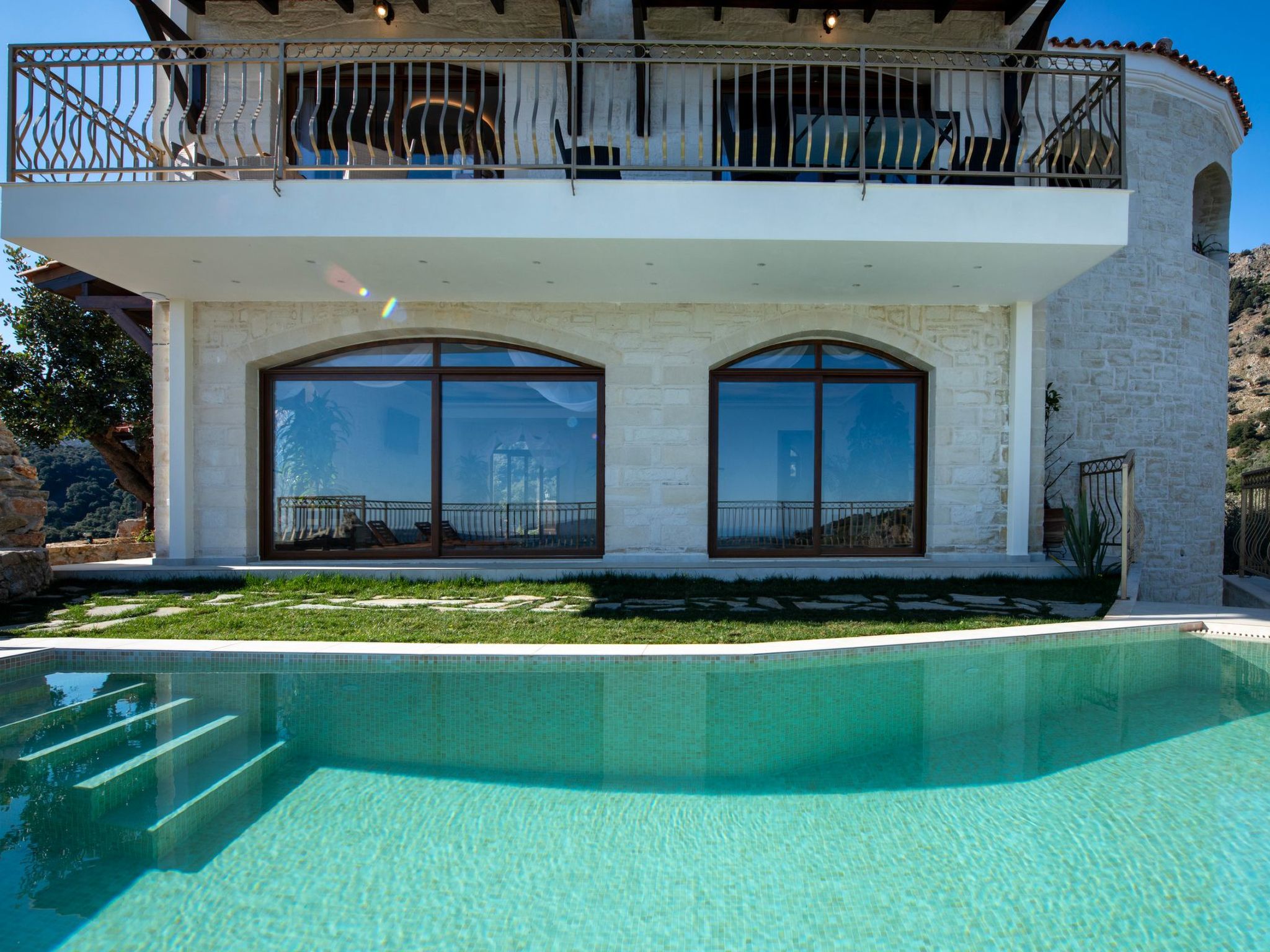 Geroulios Kastro Villa II"Free"Beheizter Pool, Whirlpool-Binnen