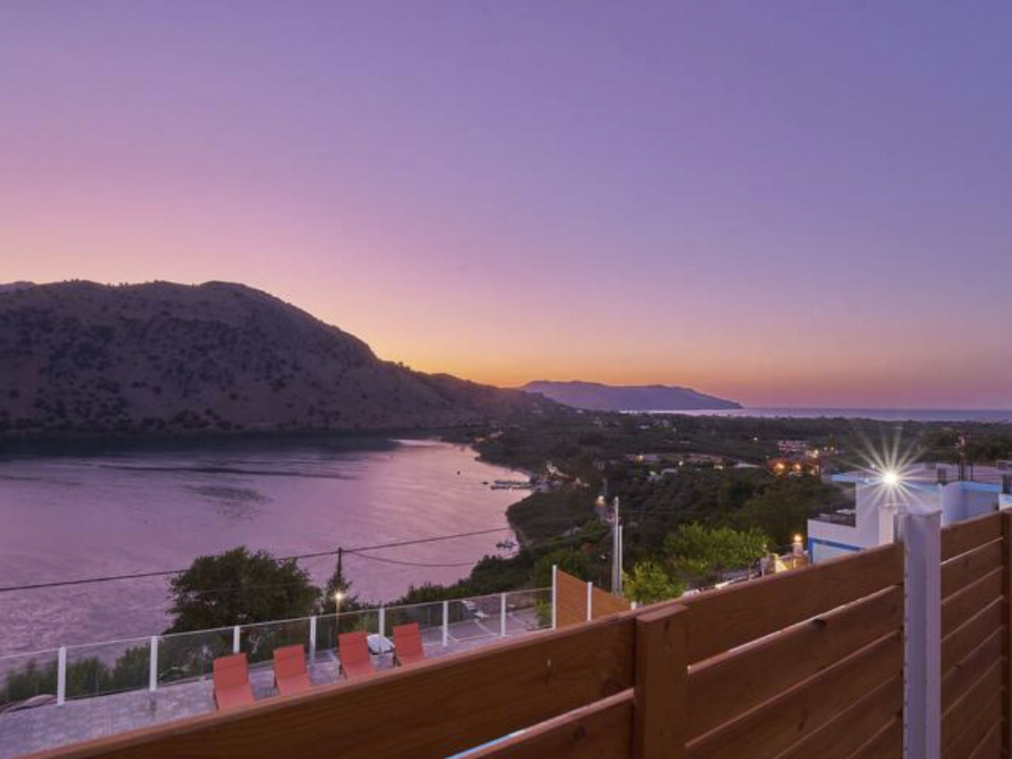 Wunderschöne Villa am Kournas-See★Großer privater Pool-Draußen