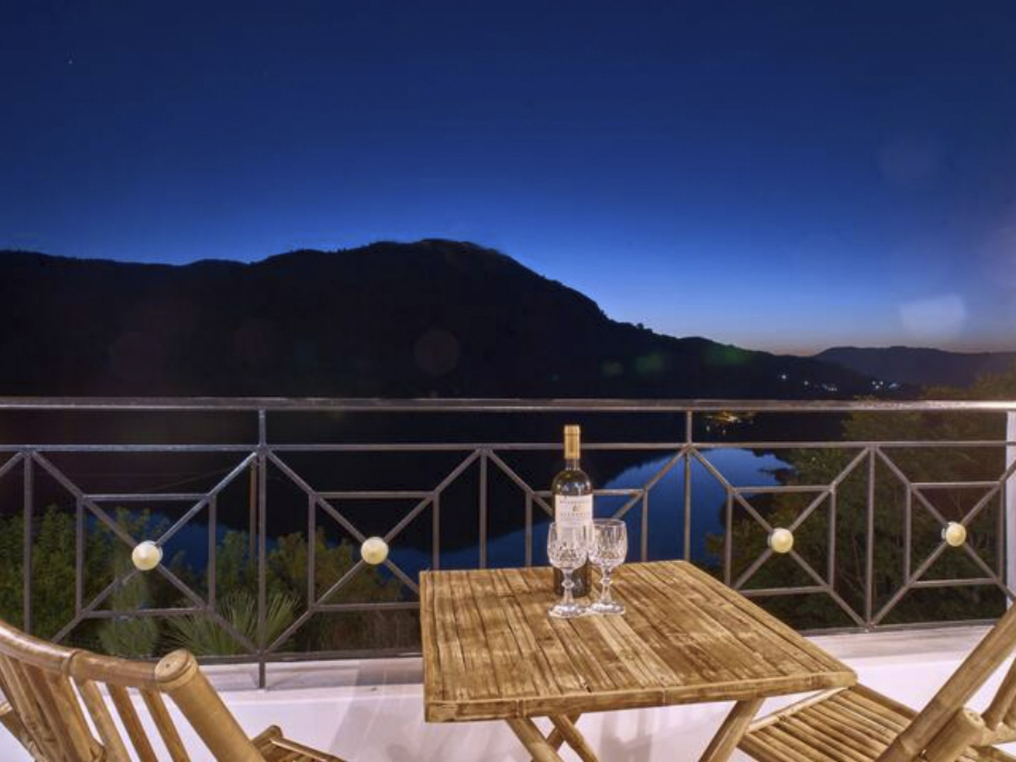 Wunderschöne Villa am Kournas-See★Großer privater Pool-Draußen