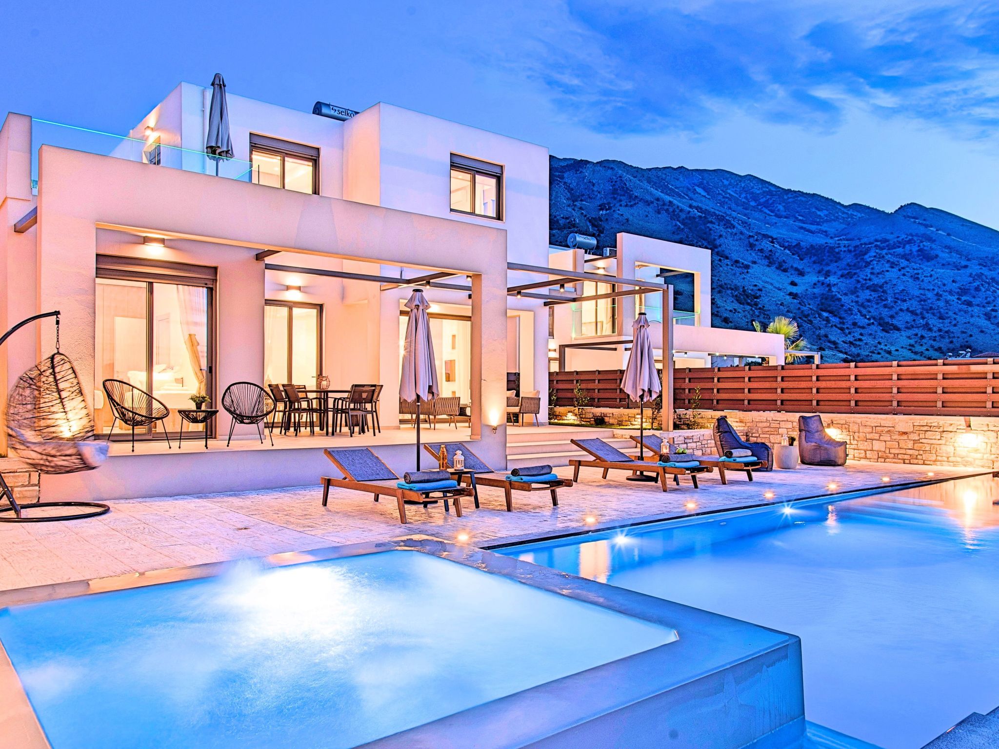 Ferienvilla "Minaos" mit eigenem Pool