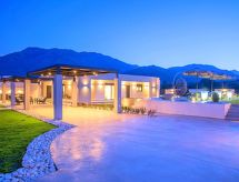Vrijstaand vakantiehuis met privézwembad op 150m van zee in Georgioupoli - thumbnail 4