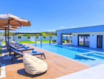 Vrijstaand vakantiehuis met privézwembad op 150m van zee in Georgioupoli - thumbnail 5