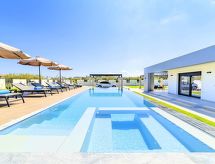 Vrijstaand vakantiehuis met privézwembad op 150m van zee in Georgioupoli - thumbnail 6