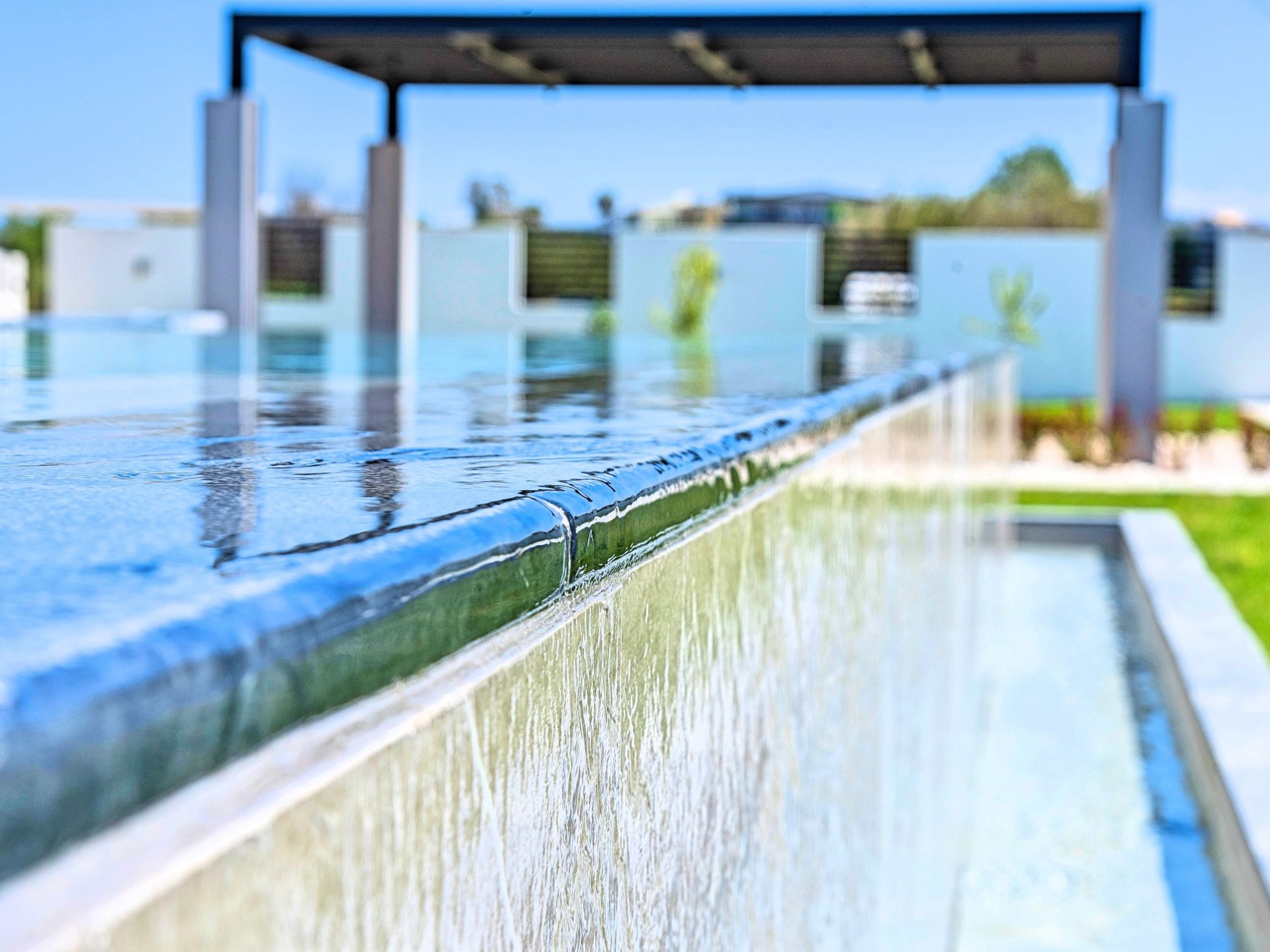 Haus in Georgioupoli mit Außenpool und atemberaubender Aussicht-Image-tags.info