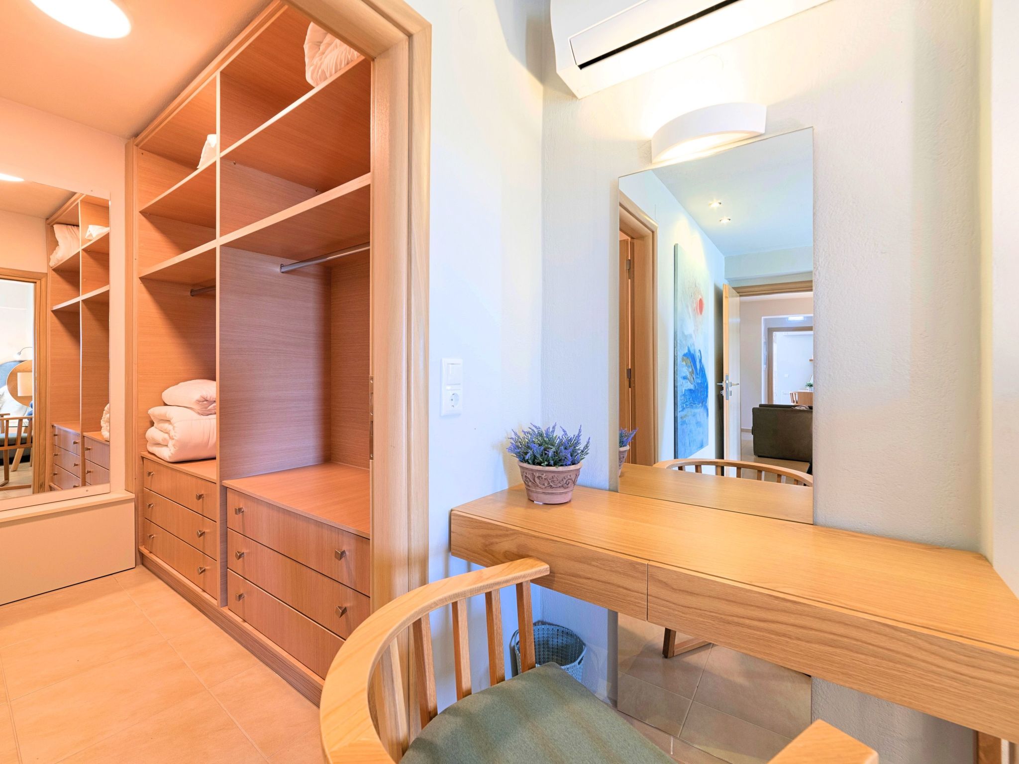 Villa Akrothea-Binnen