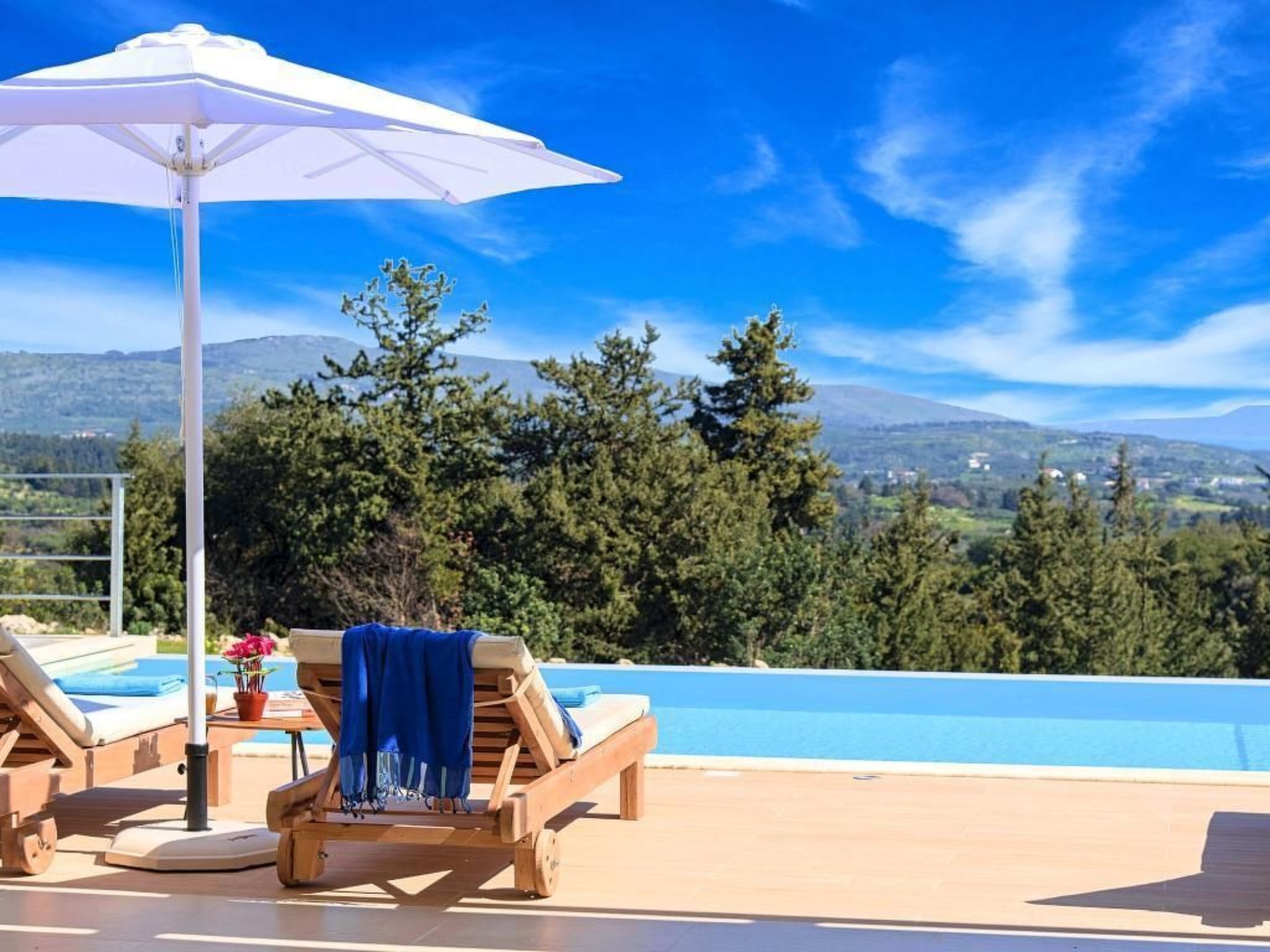 "Orientem Villa" mit beheiztem Pool