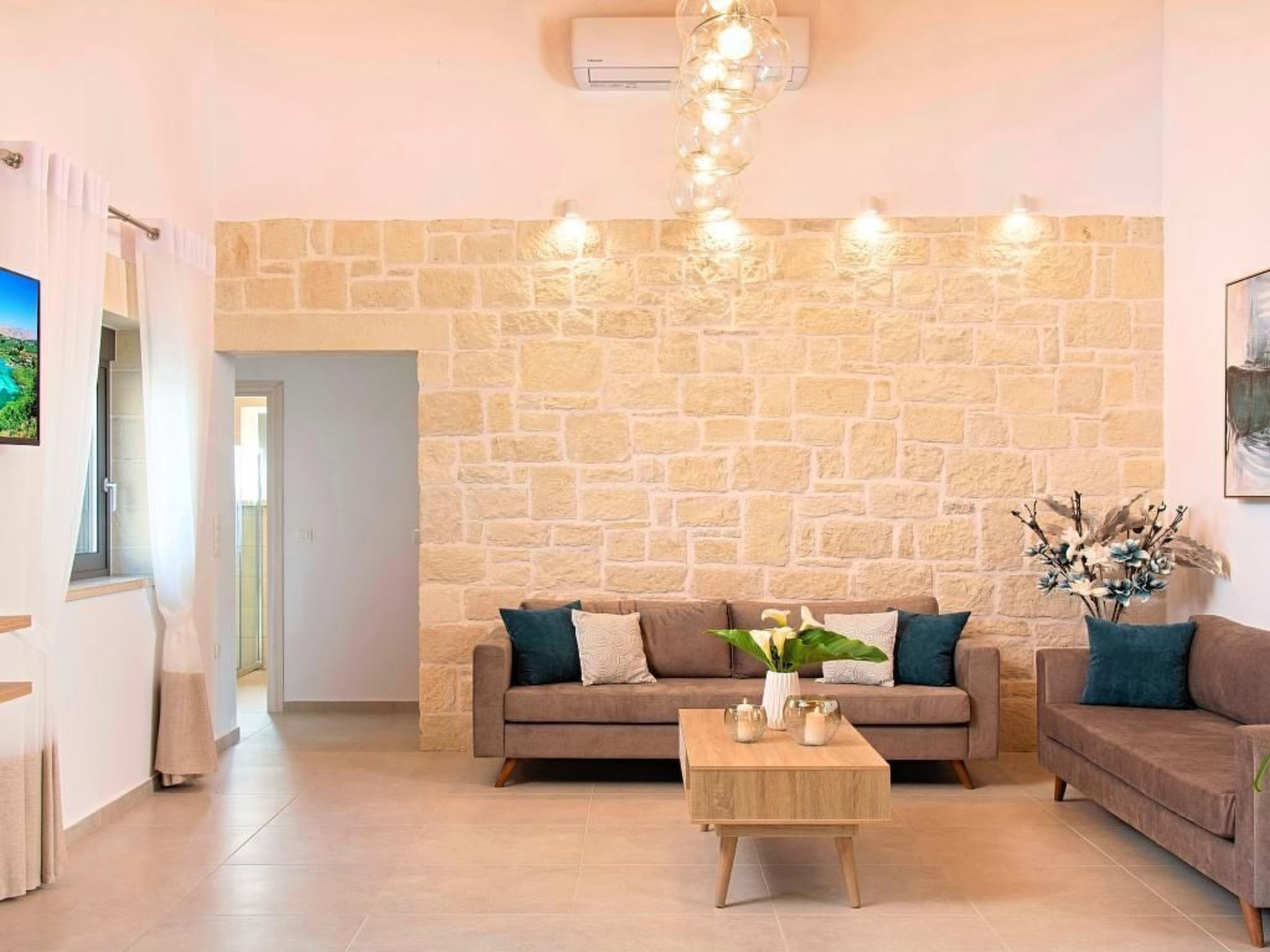 "Orientem Villa" mit beheiztem Pool-Image-tags.info