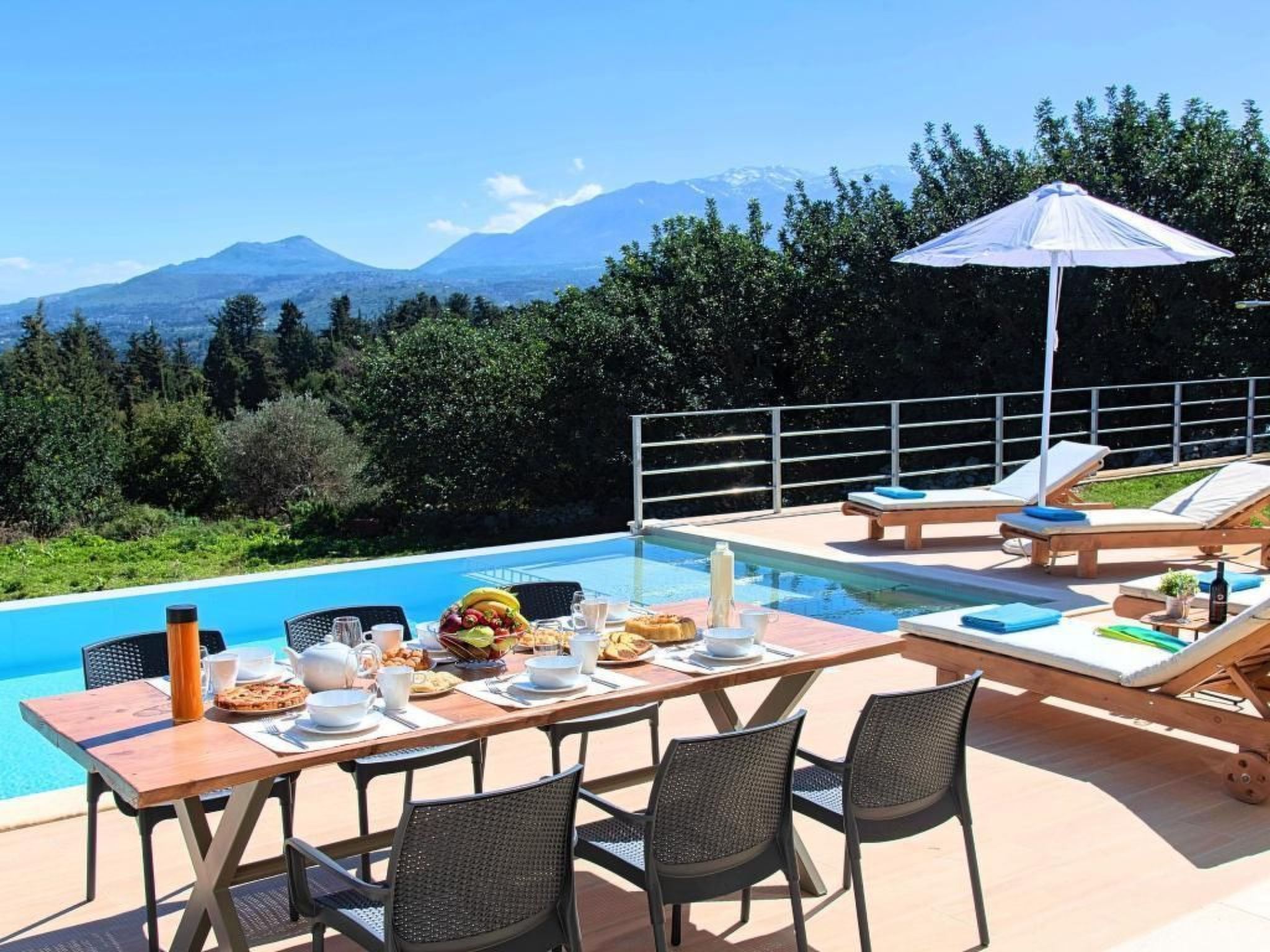 "Orientem Villa" mit beheiztem Pool-Image-tags.info