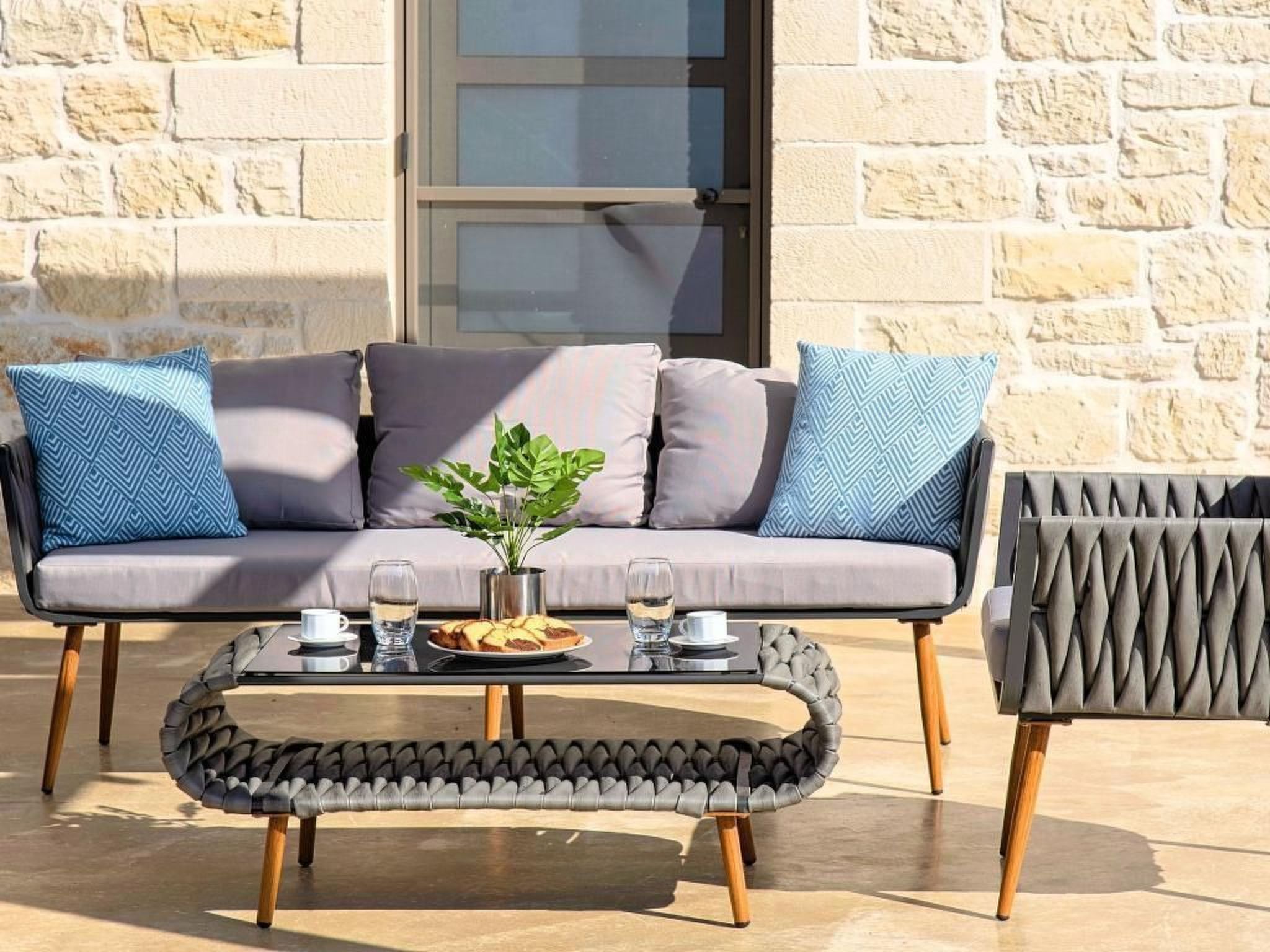 "Orientem Villa" mit beheiztem Pool-Image-tags.info