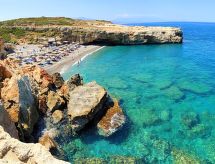 Vrijstaand strandhuis met verwarmd zwembad voor 28 gasten in Skaleta, Kreta - thumbnail 2