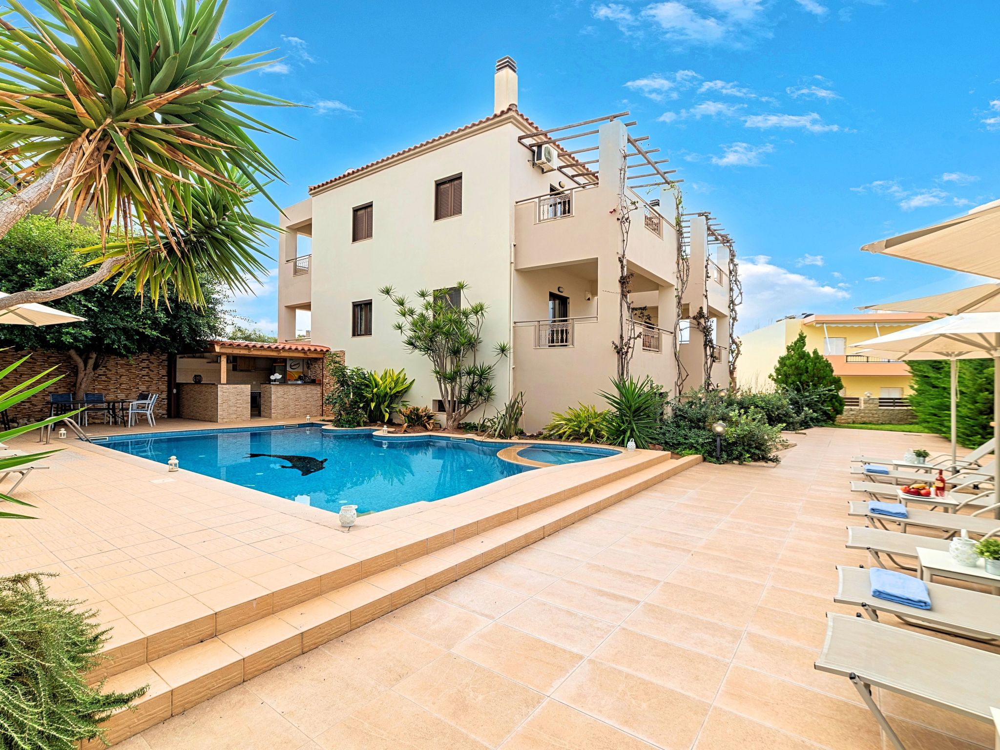 Für 28 Personen in Skaleta, Kreta (Nordküste Kretas)-Image-tags.info