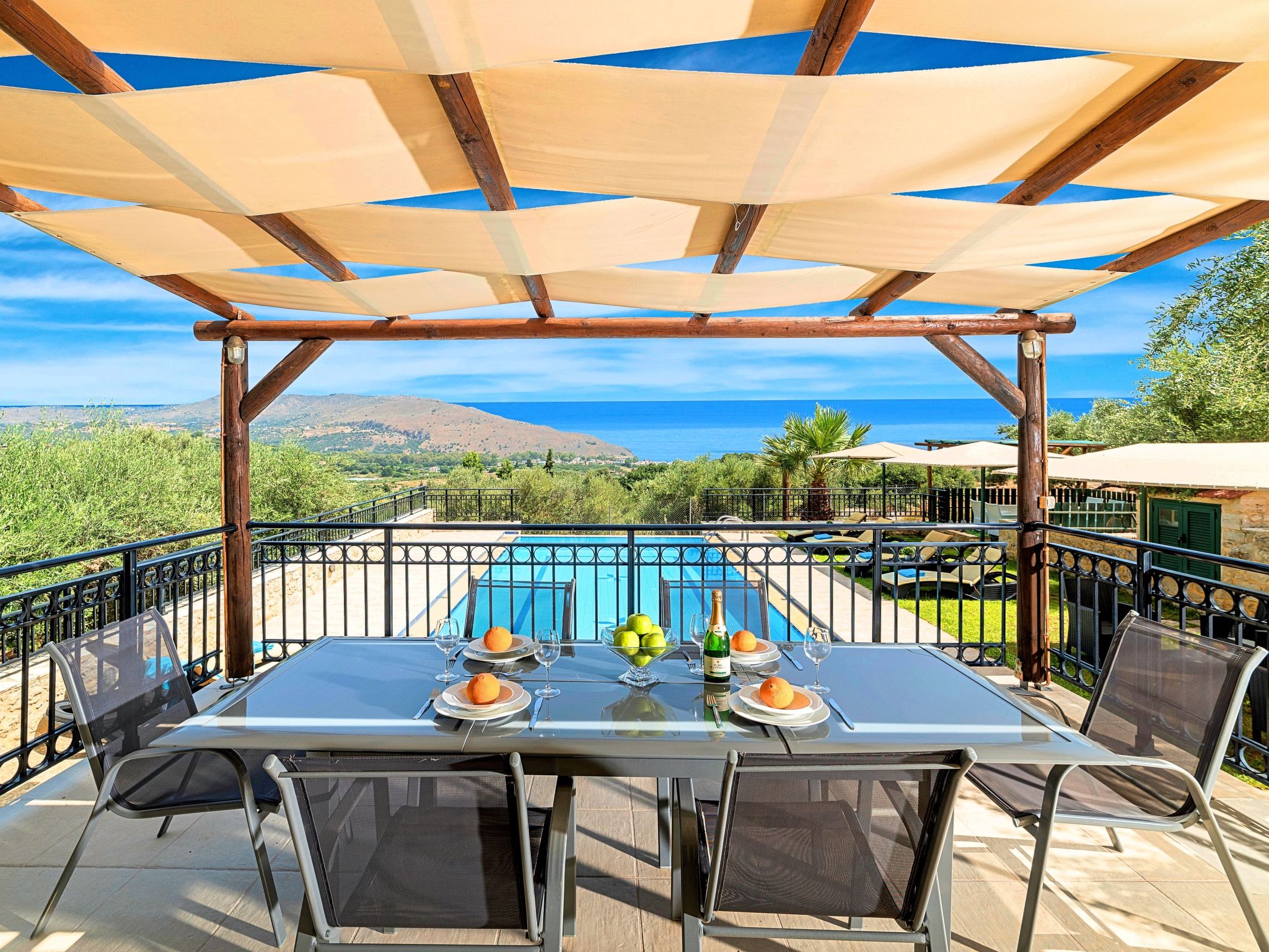 Für 12 Personen in Chania, Kreta (West-Kreta)-Image-tags.info