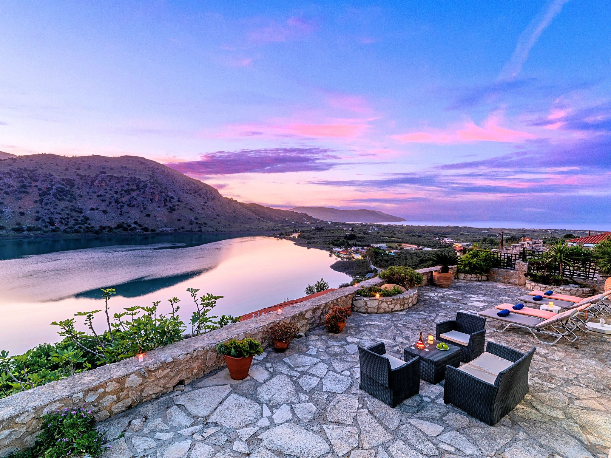 Ferienvilla "Du Lac Omega" mit privatem Pool-Image-tags.info