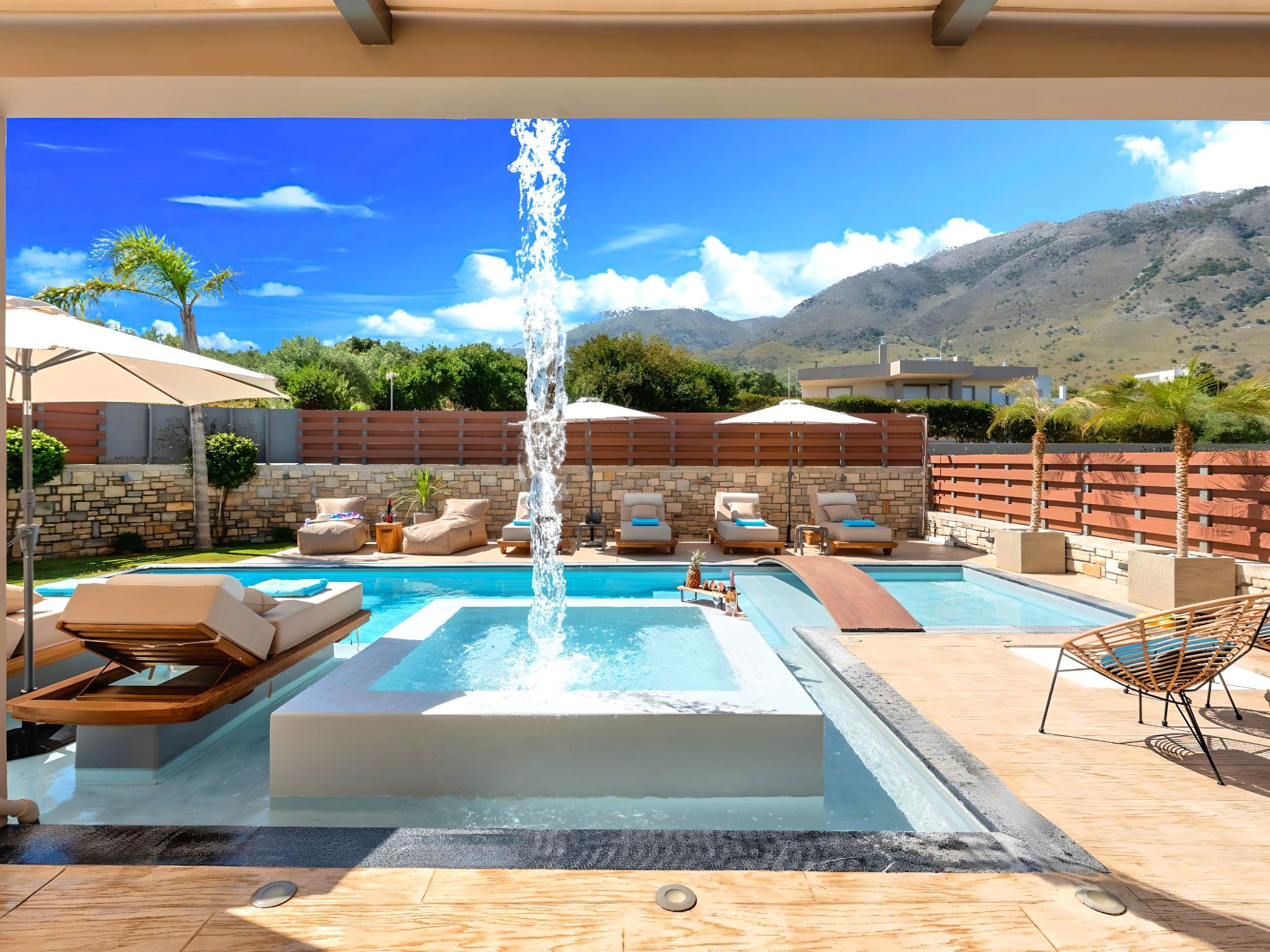 "Minoas Villa" mit Whirlpool-Image-tags.info