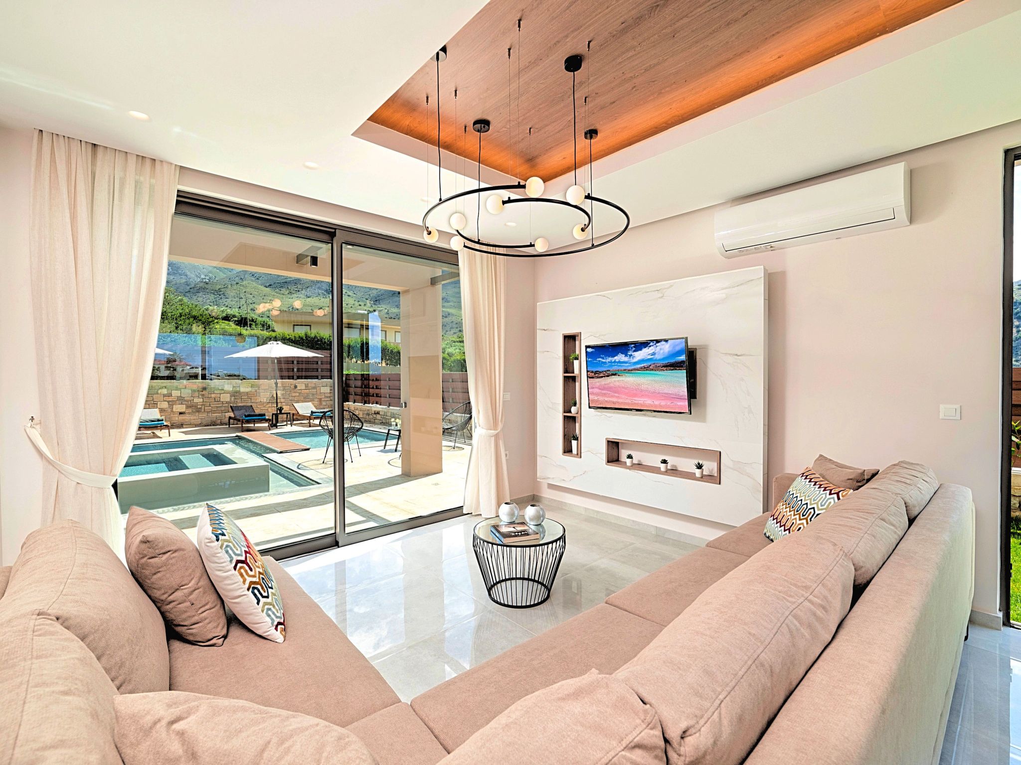 "Minoas Villa" mit Whirlpool-Image-tags.info