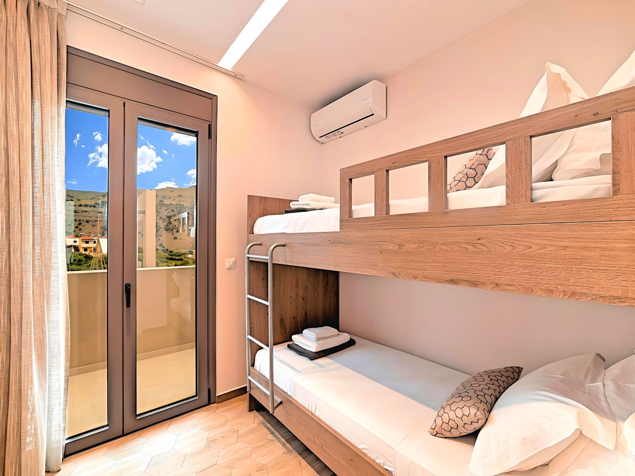 "Minoas Villa" mit Whirlpool-Image-tags.info