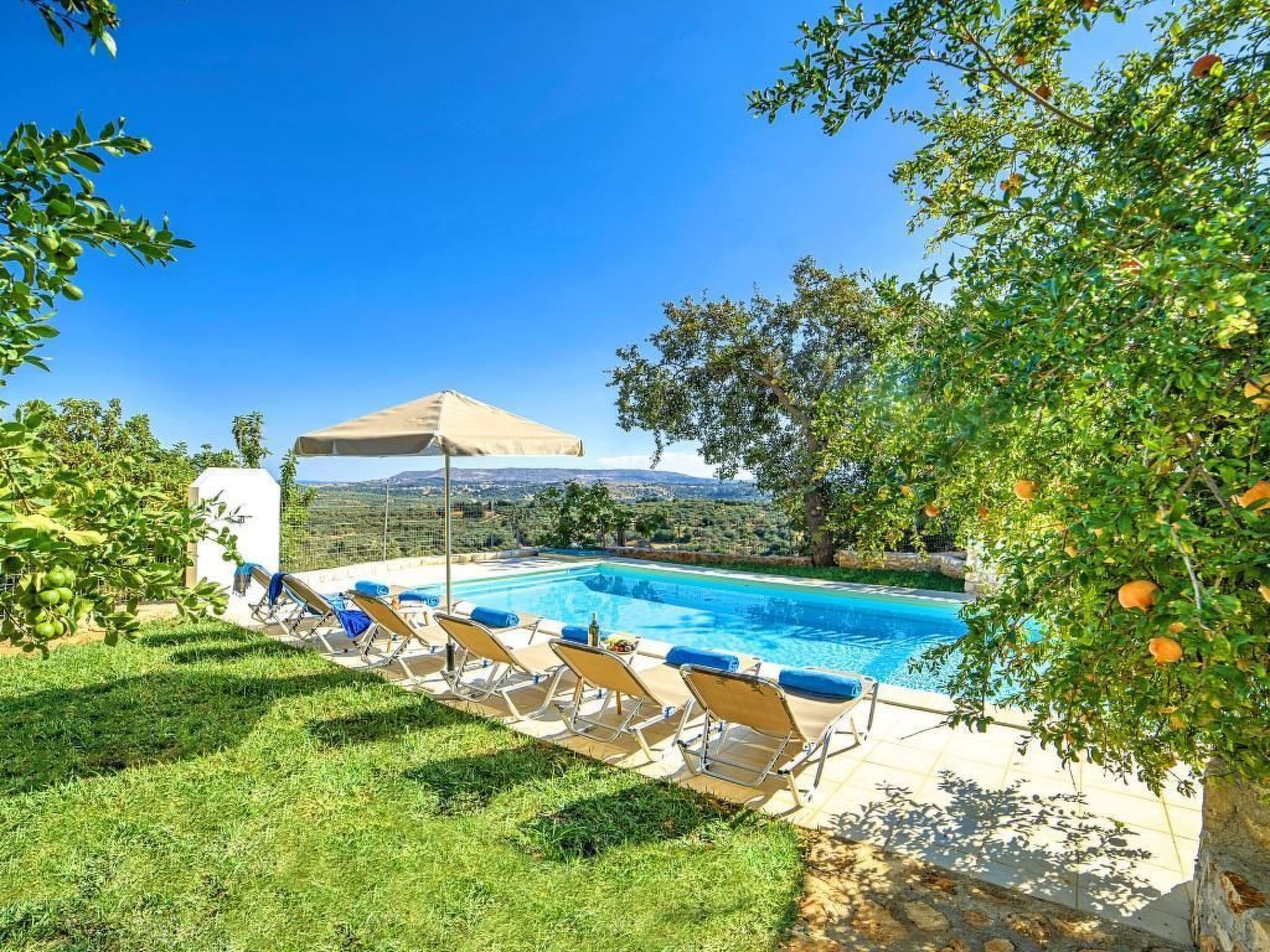 Villa "Grand View" mit Blick auf das Wasser-Image-tags.info