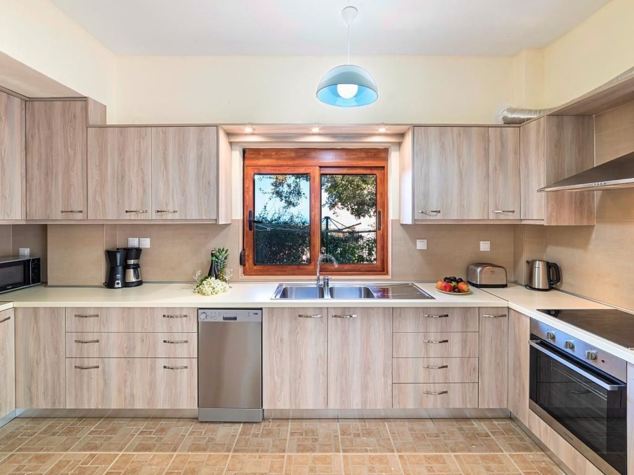 Villa "Grand View" mit Blick auf das Wasser-Image-tags.info