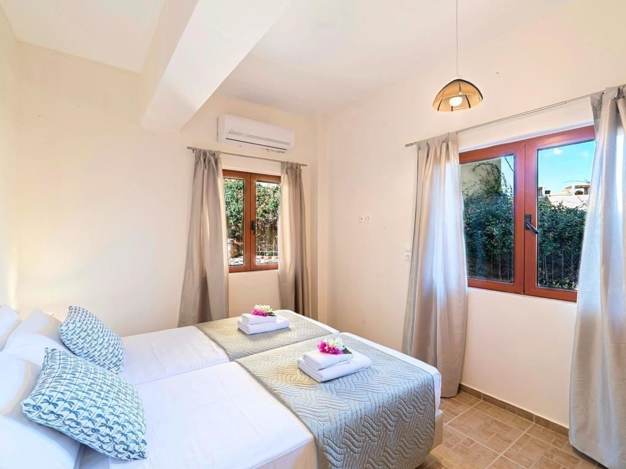 Villa "Grand View" mit Blick auf das Wasser-Image-tags.info