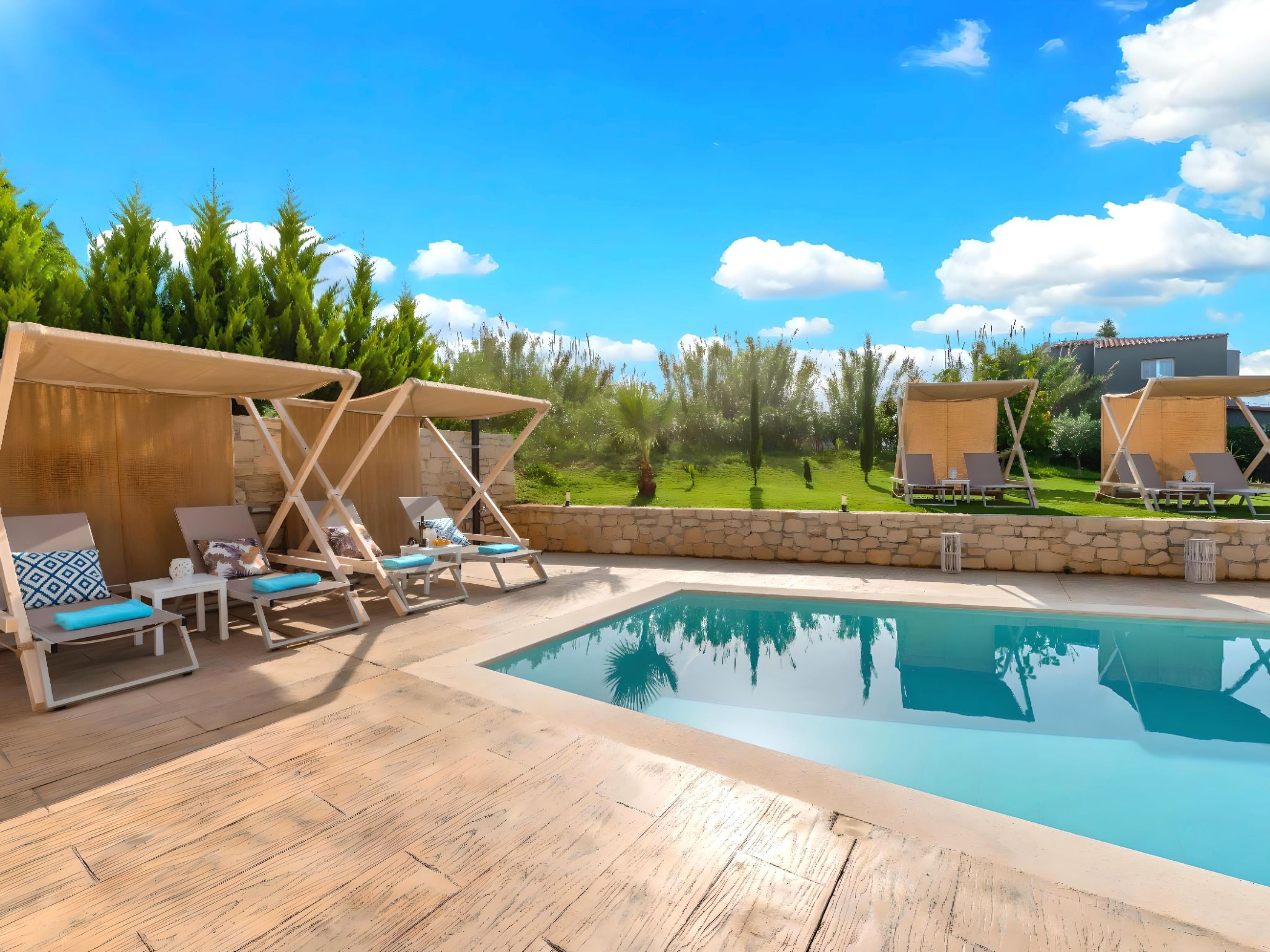 Ferienvilla "Allas" mit beheiztem Pool-Image-tags.info