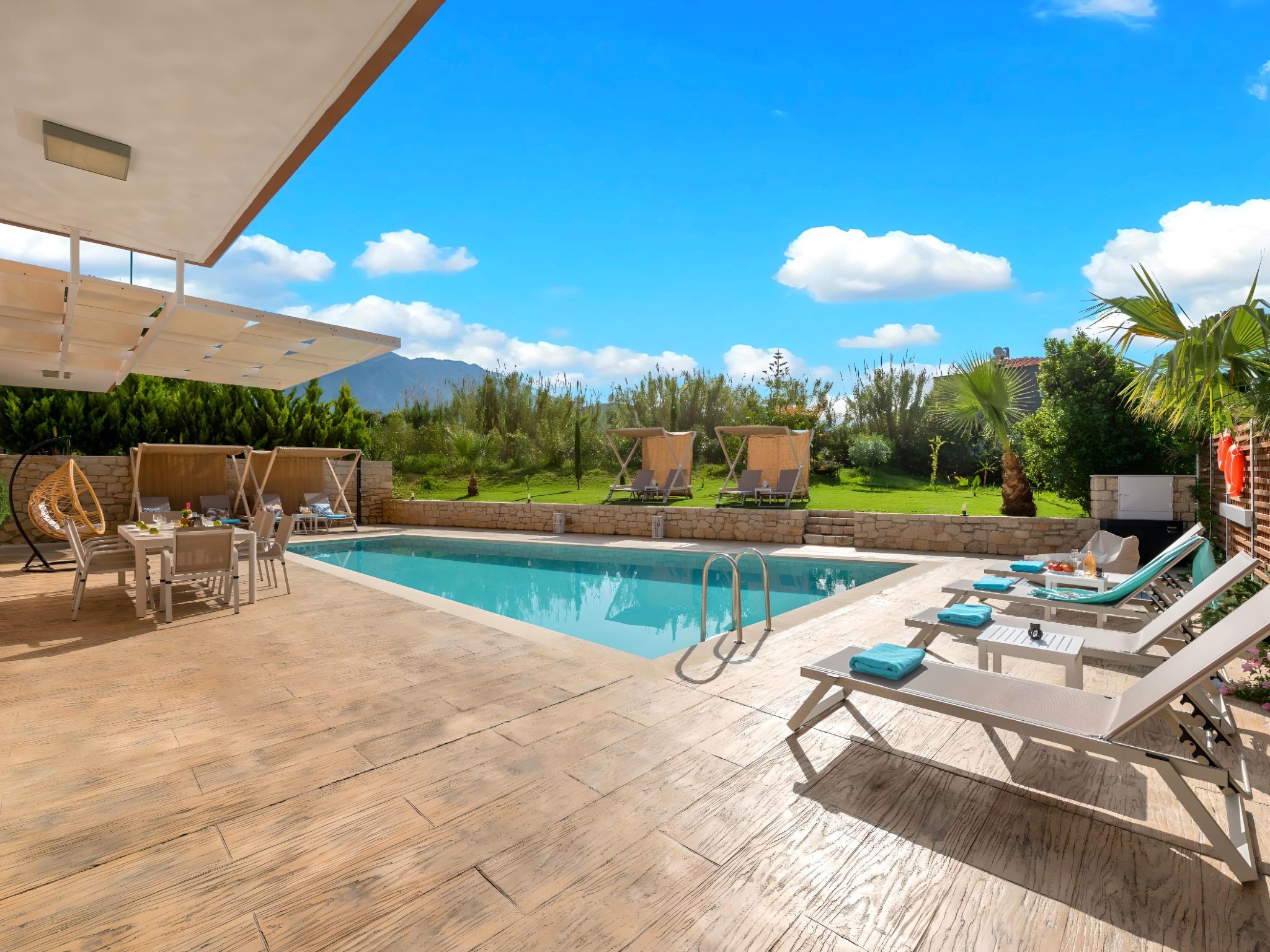 Ferienvilla "Allas" mit beheiztem Pool-Image-tags.info